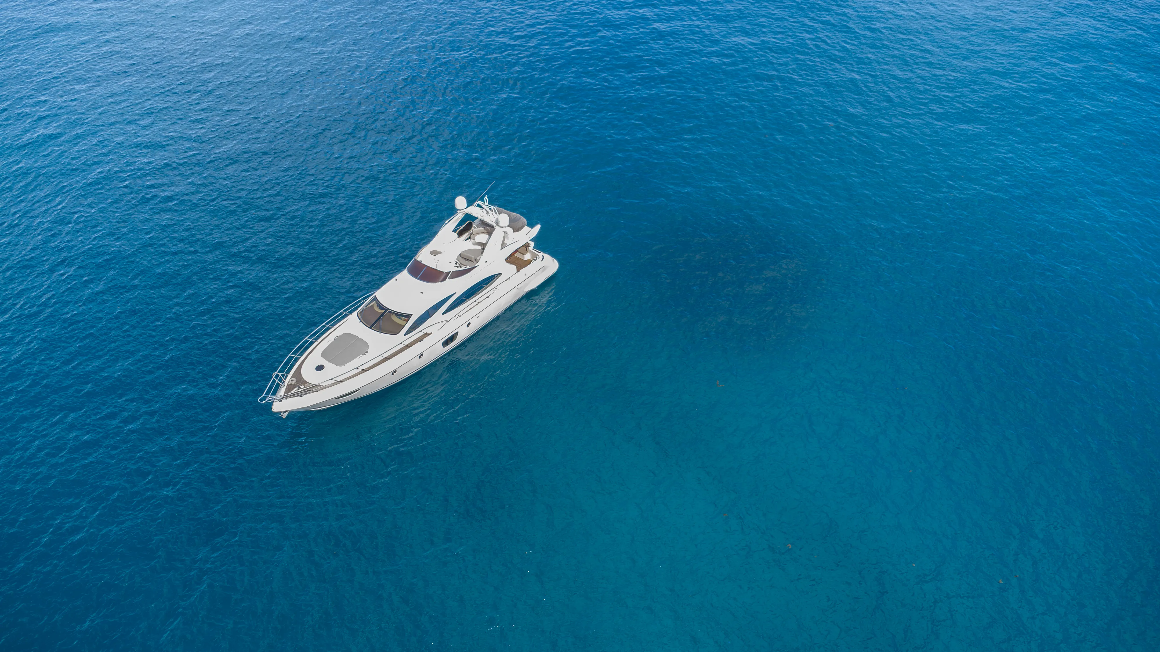 Azimut 68 E Alise — fotografia jachty 48