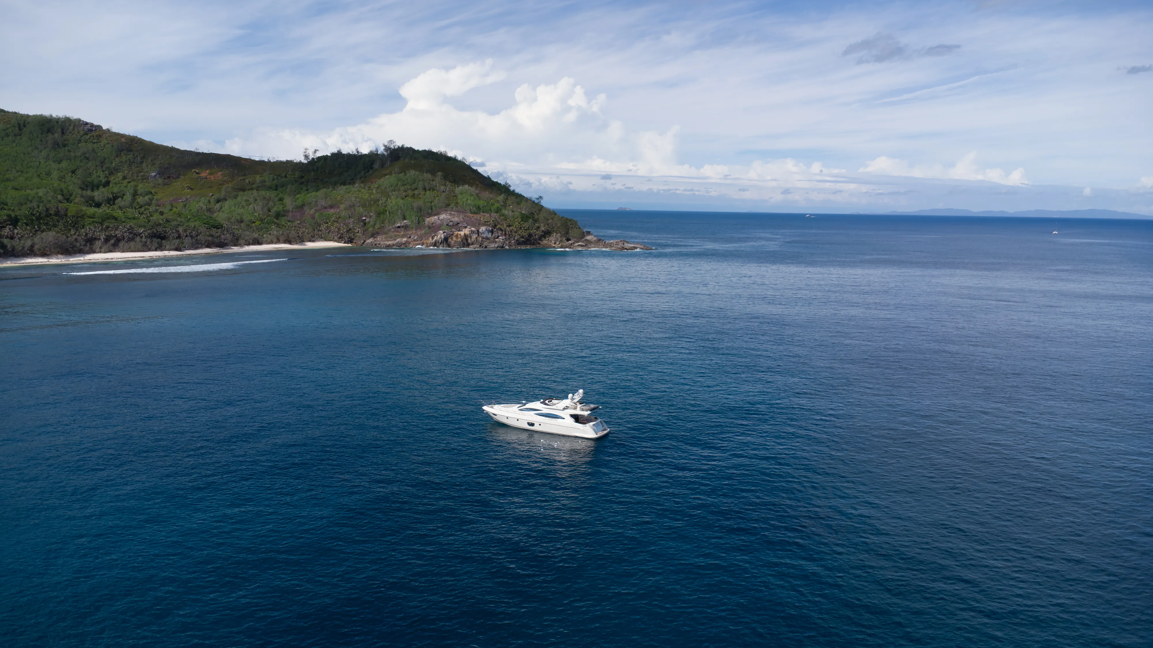 Azimut 68 E Alise — fotografia jachty 51