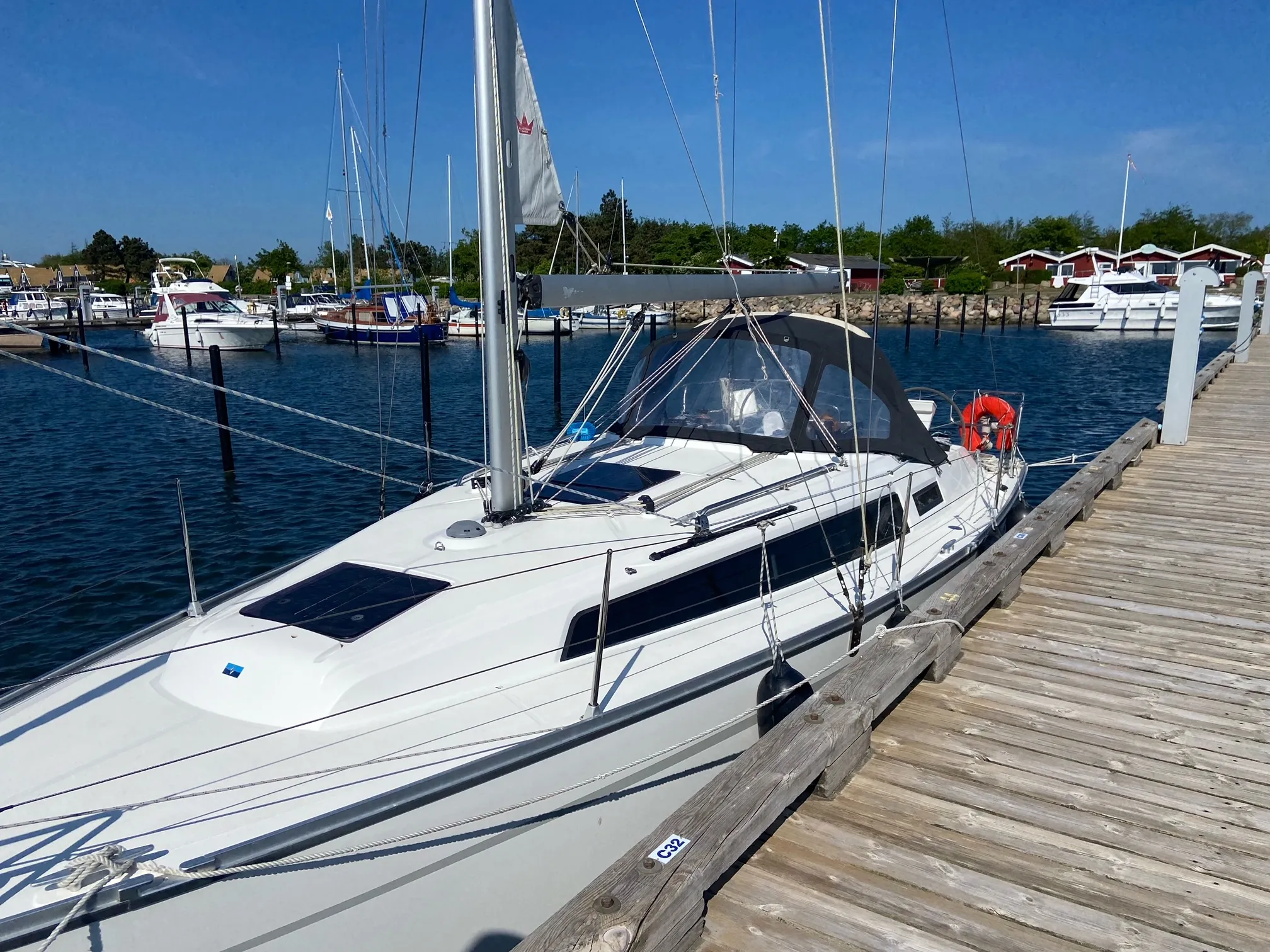 Bavaria Cruiser 34 Comfort — yacht photo 8