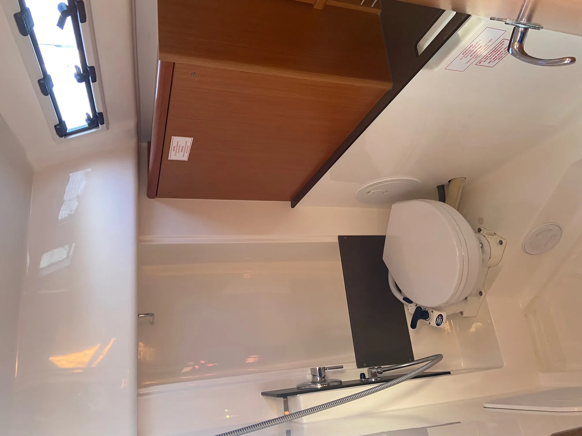 Bavaria Cruiser 34 Comfort — yacht photo 11