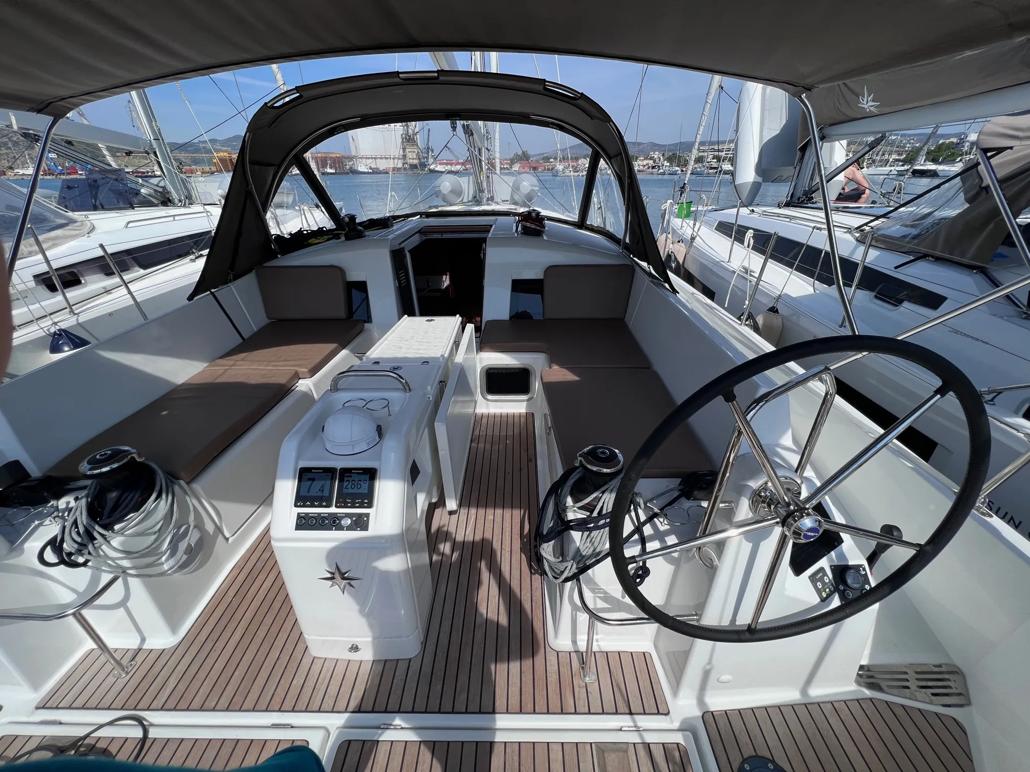 Sun Odyssey 440 Elisabeth II — фотография яхты 7