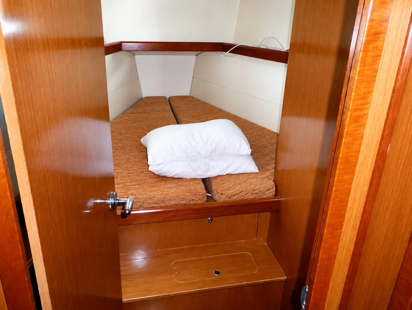 Oceanis 43 Konstantinos — yacht photo 4