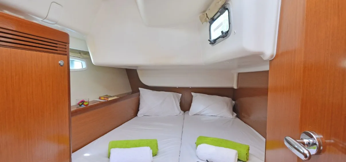 Oceanis 43 Konstantinos — yacht photo 3
