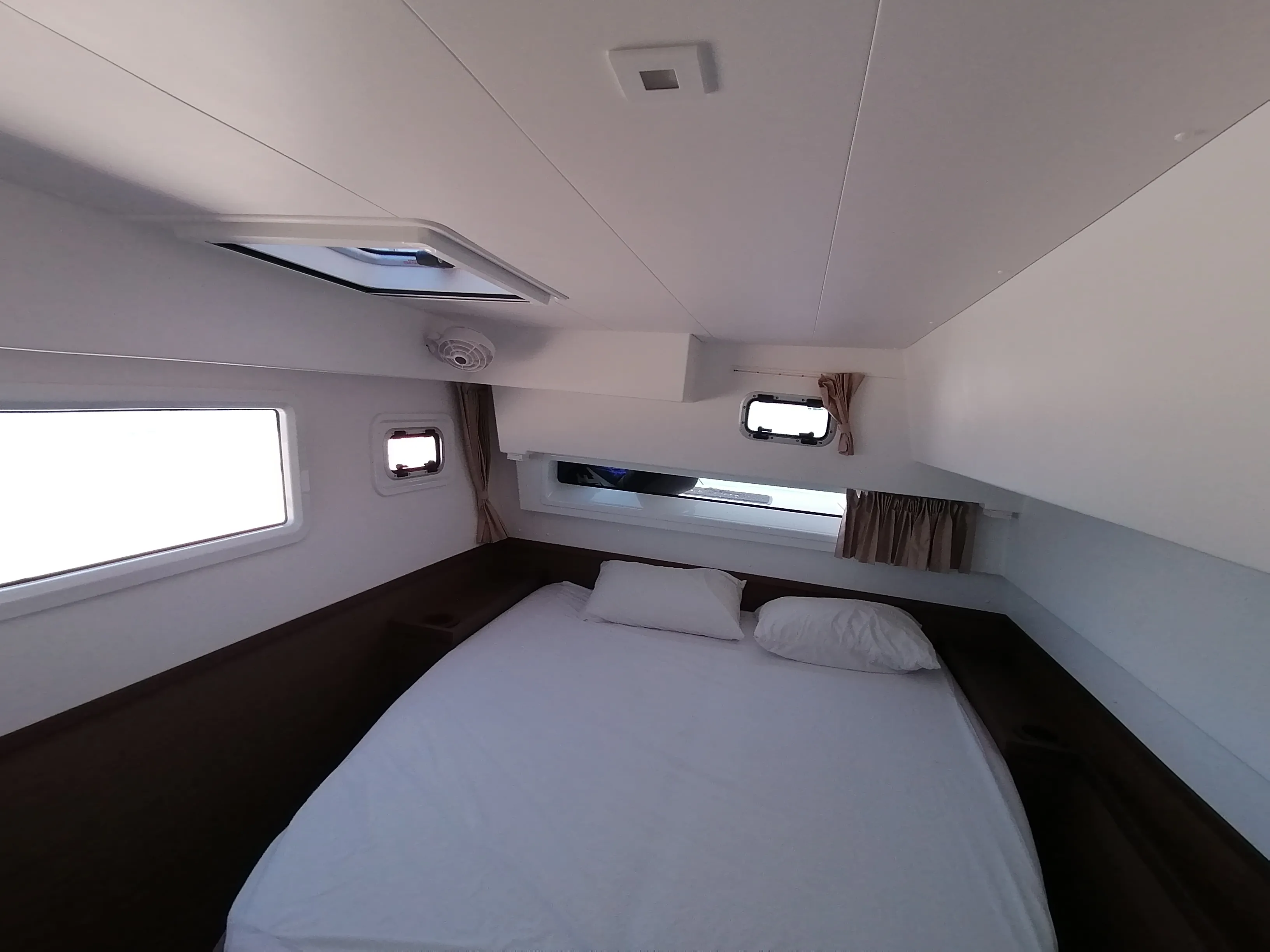 Lagoon 42 Senza Sosta — yacht photo 2