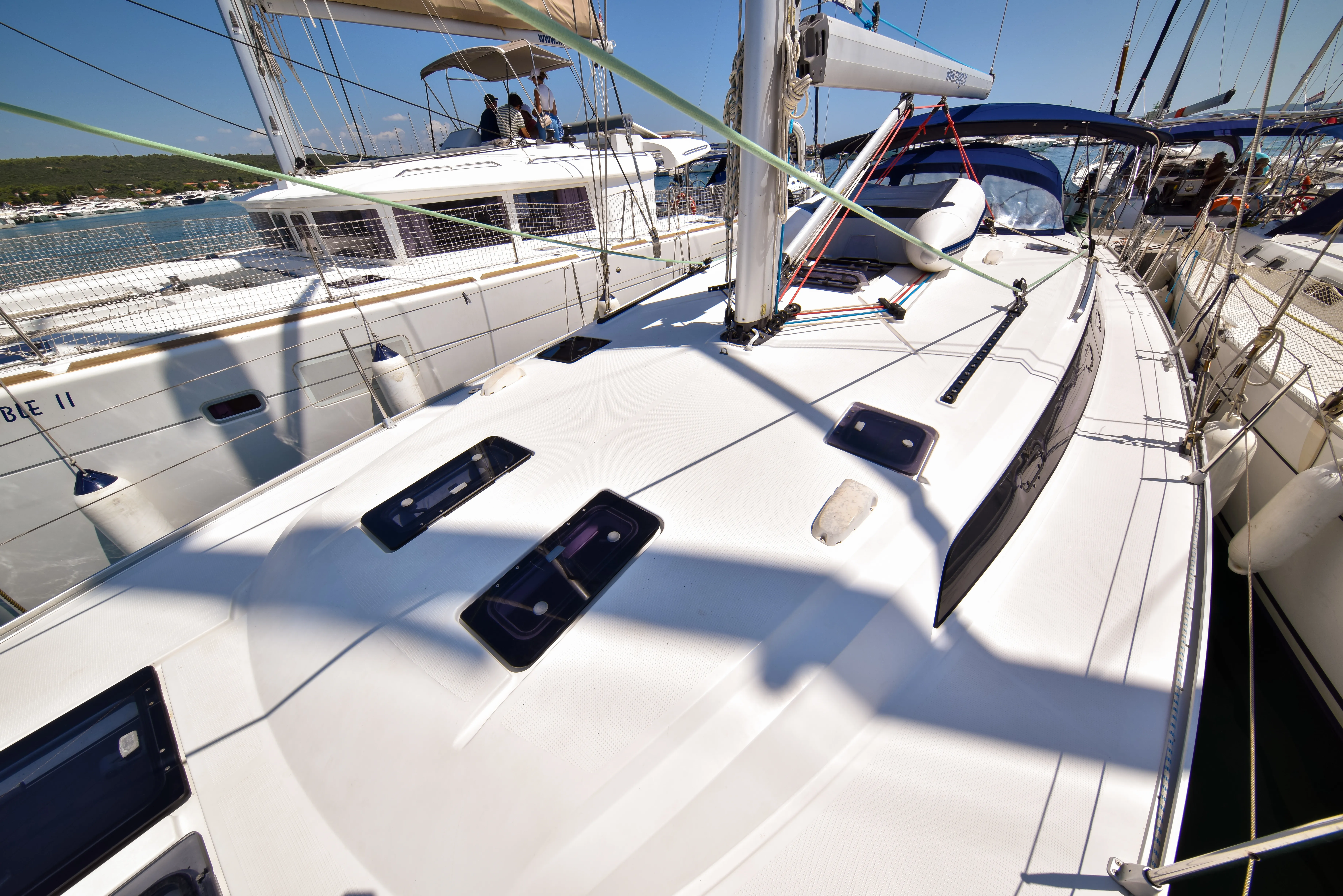 Bavaria Cruiser 51 YOLO — фотография яхты 59