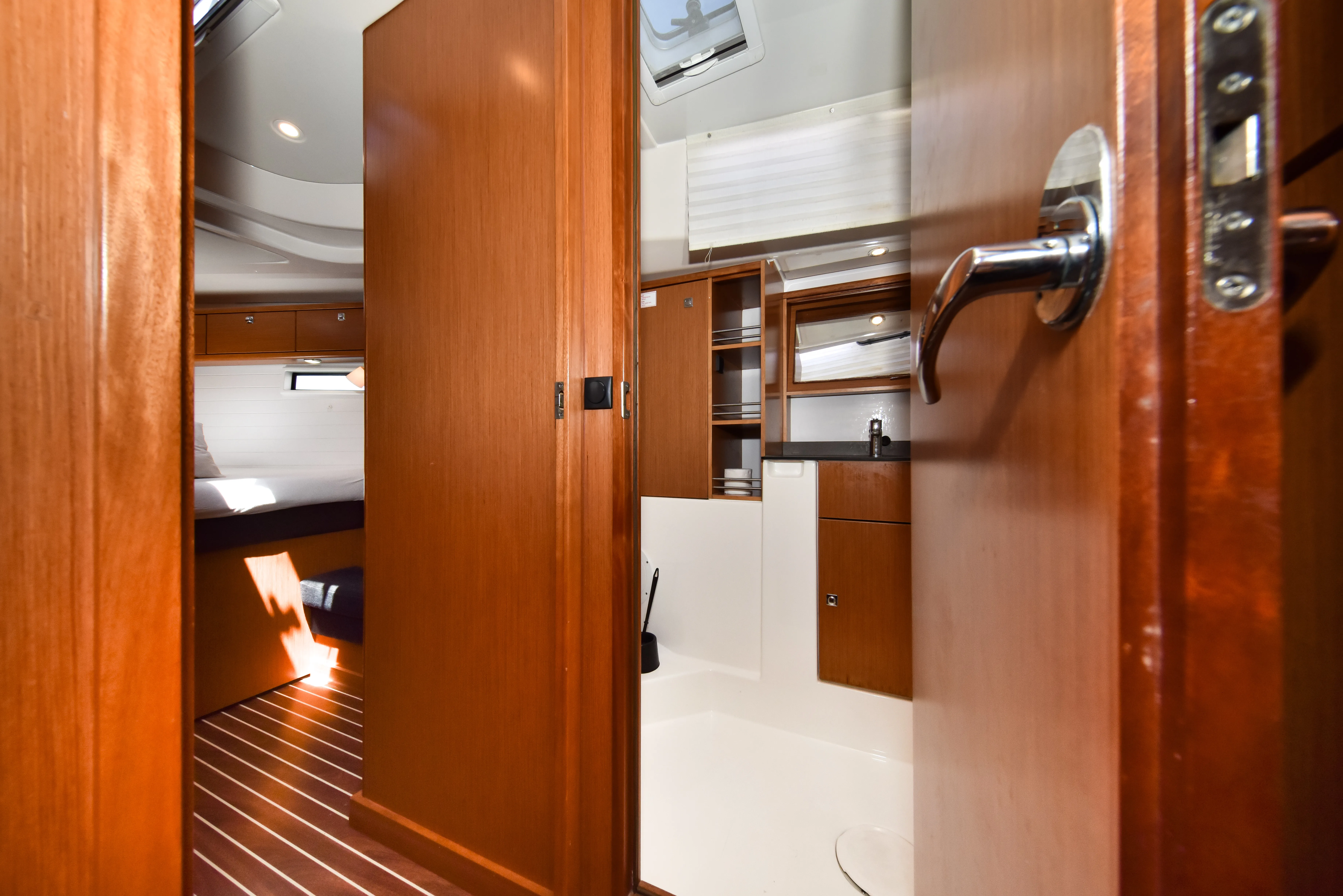 Bavaria Cruiser 51 YOLO — фотография яхты 57