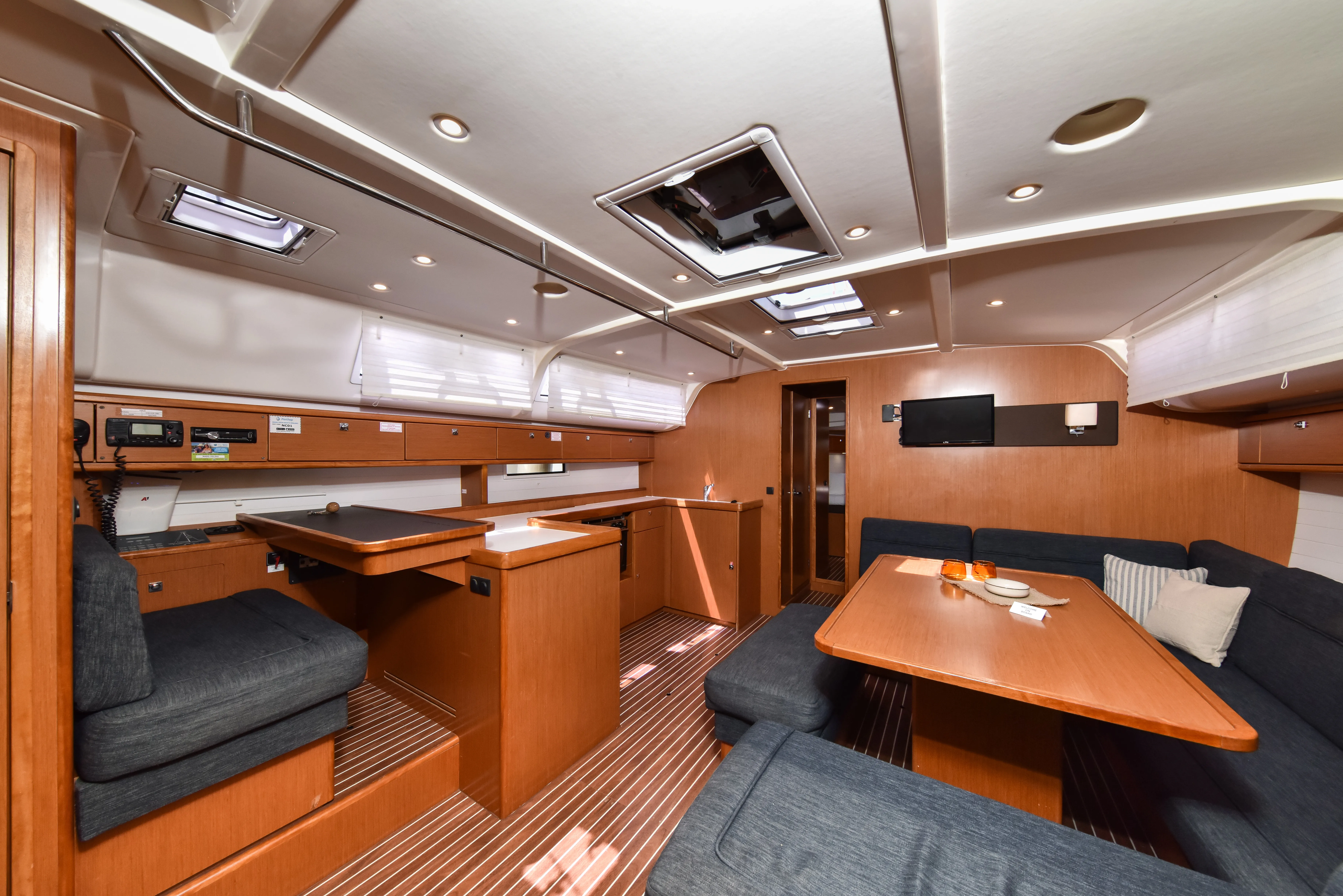Bavaria Cruiser 51 YOLO — фотография яхты 16