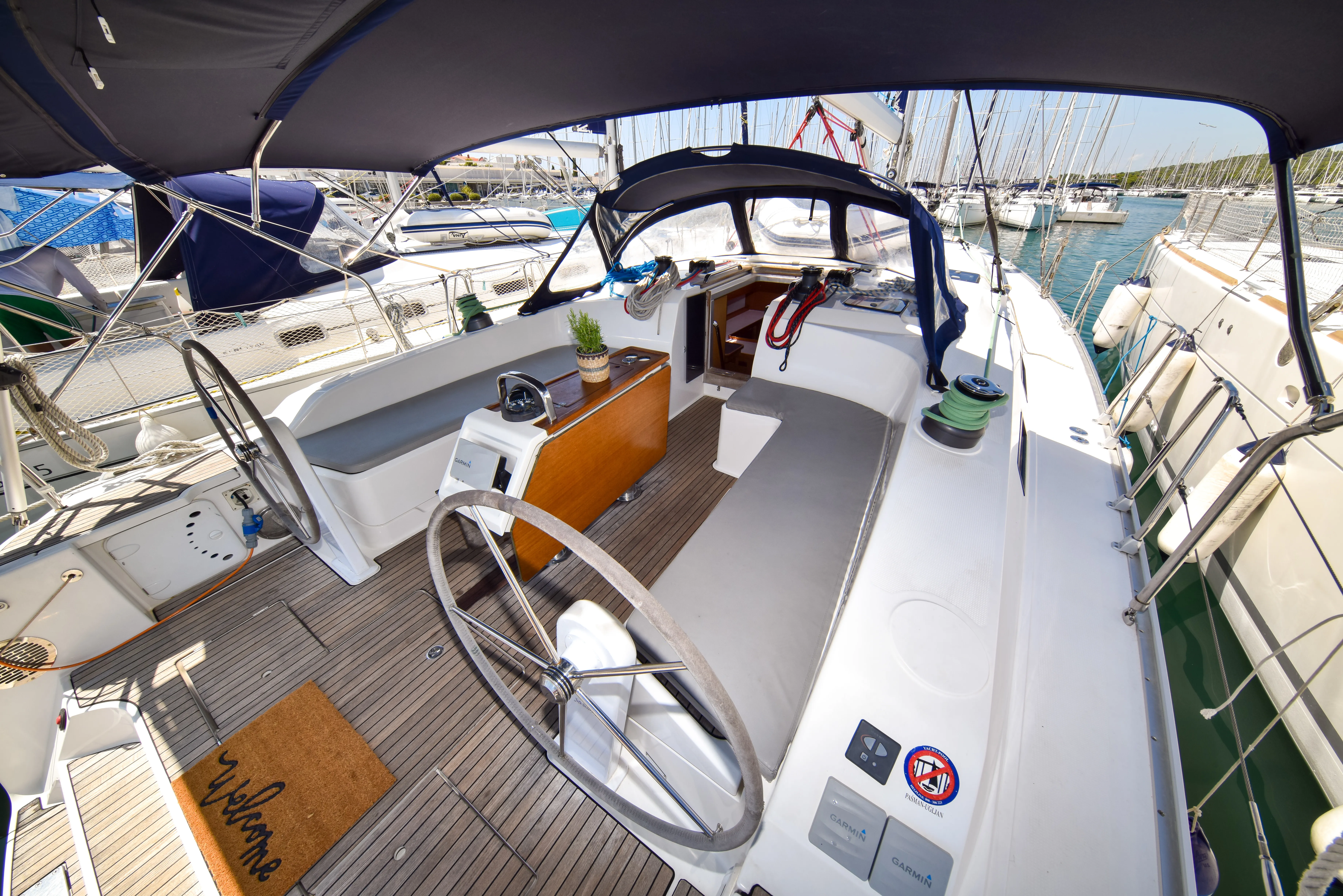Bavaria Cruiser 51 YOLO — фотография яхты 35