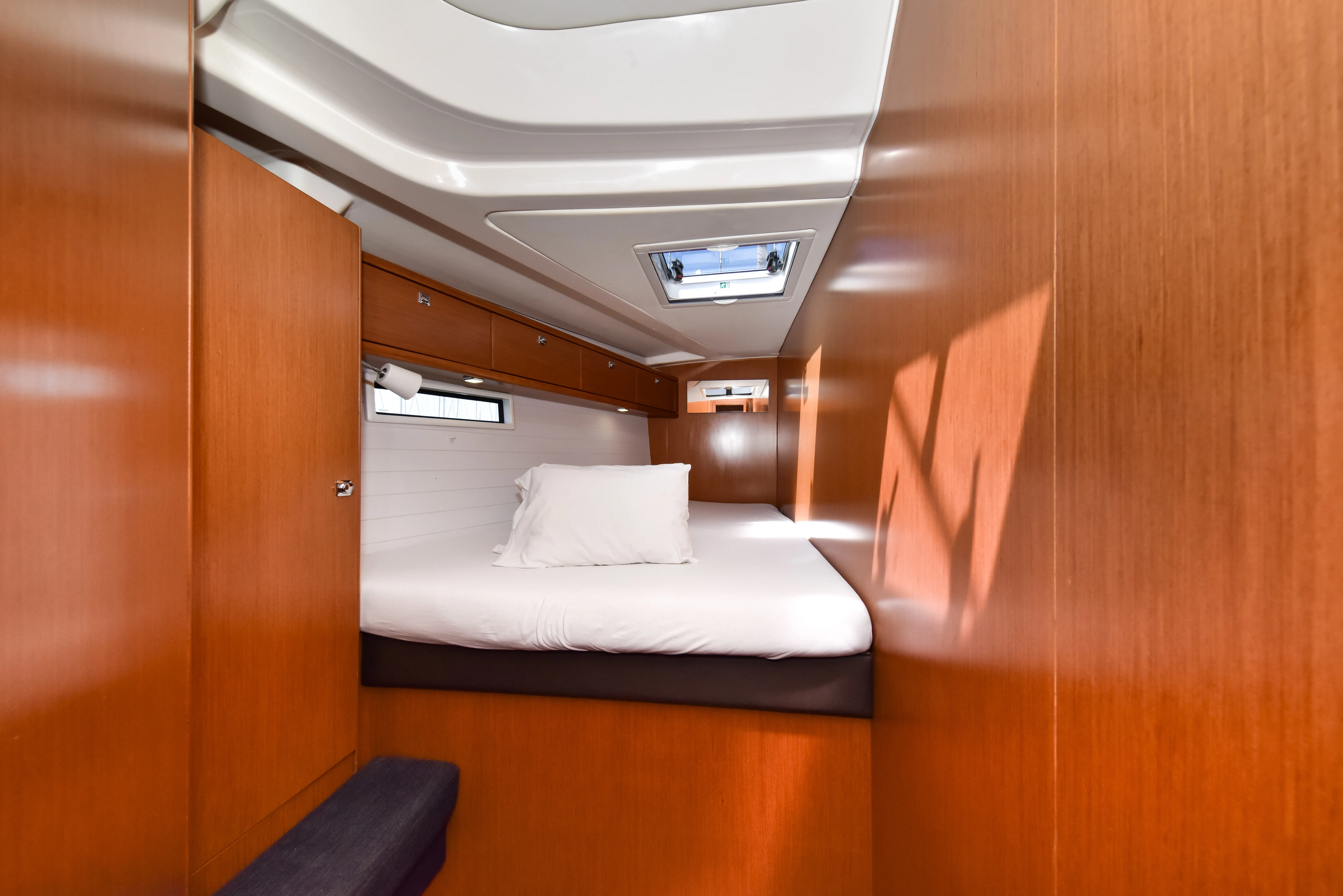 Bavaria Cruiser 51 YOLO — фотография яхты 58