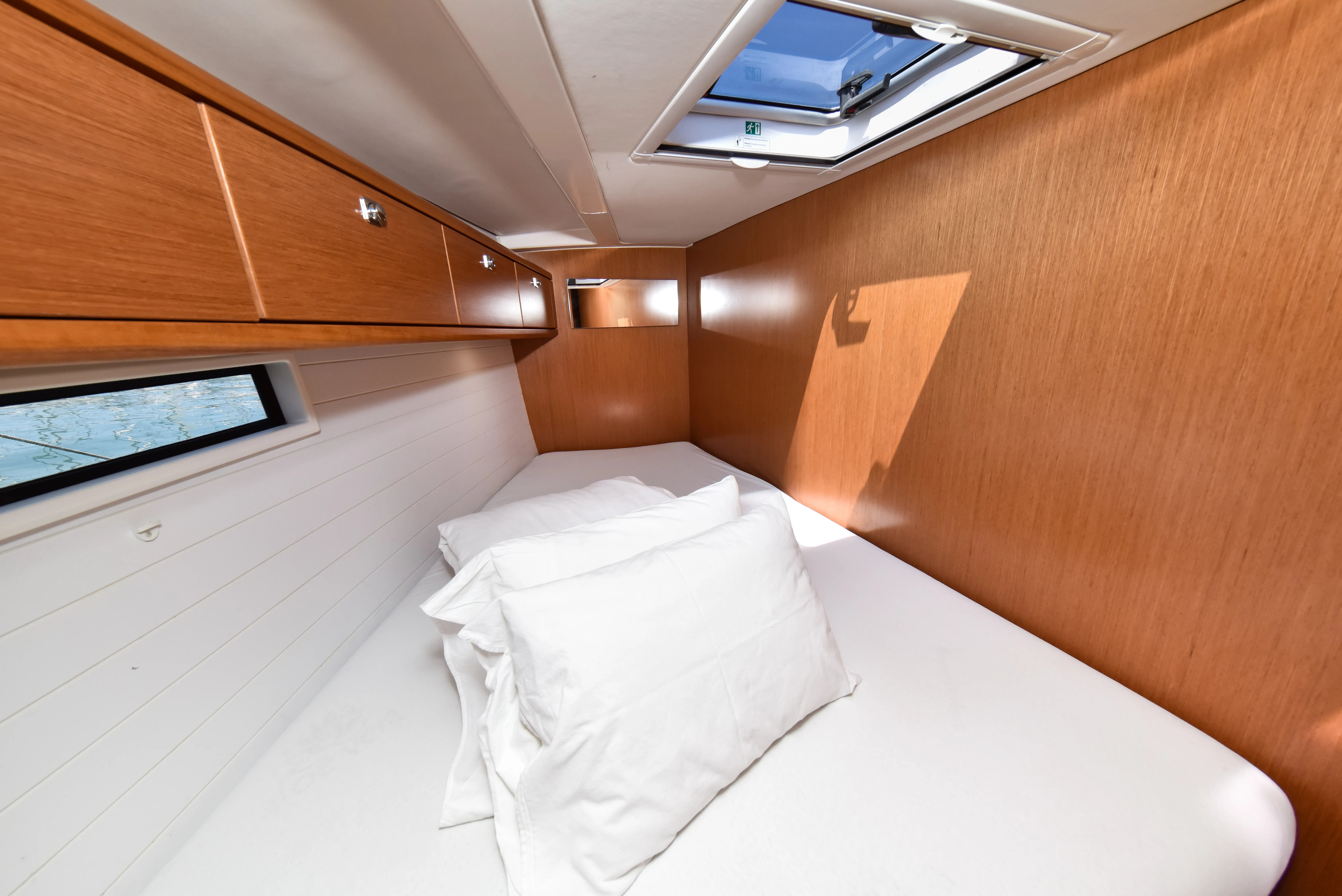 Bavaria Cruiser 51 YOLO — фотография яхты 43