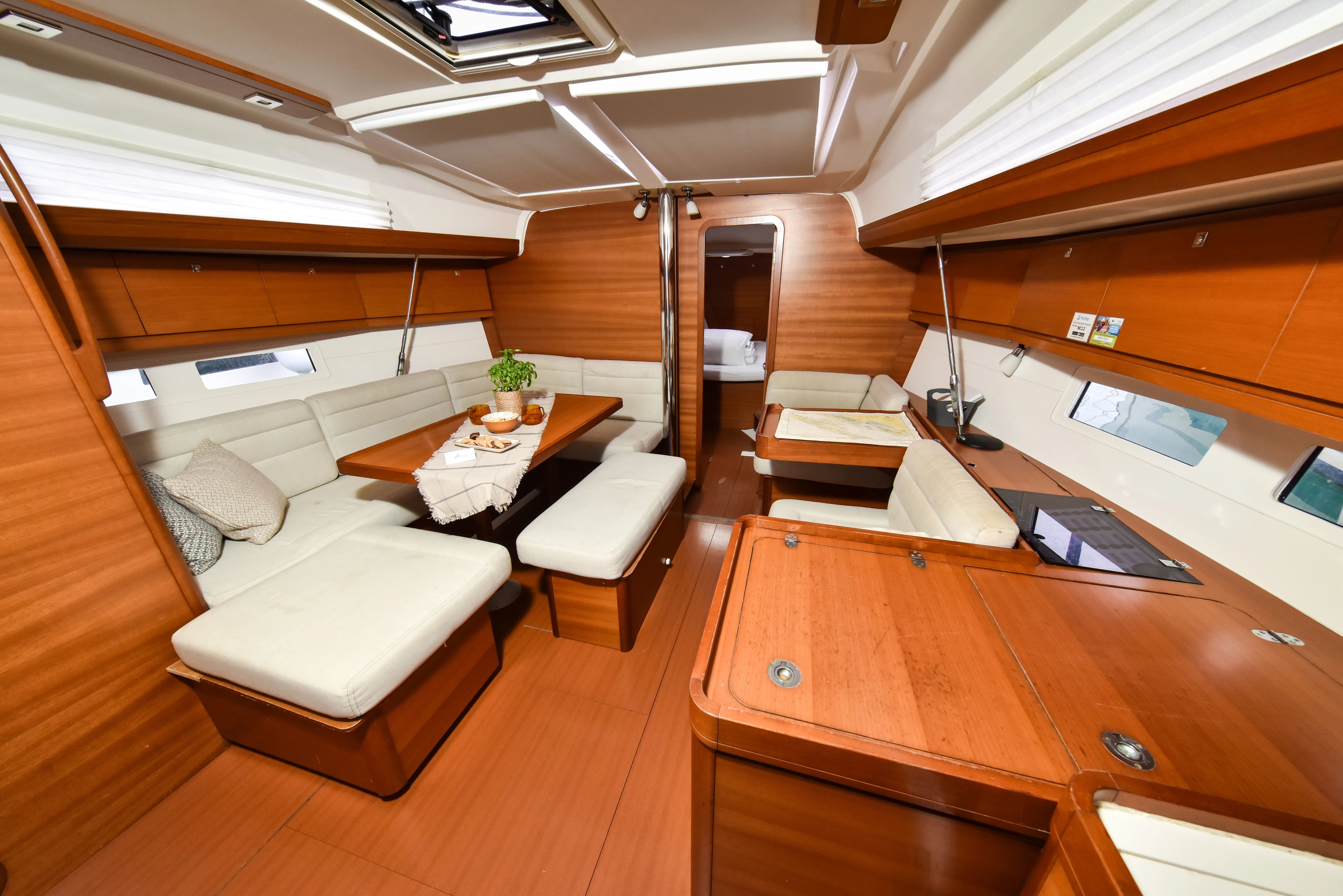 Dufour 410 Grand Large Stella — фотография яхты 45