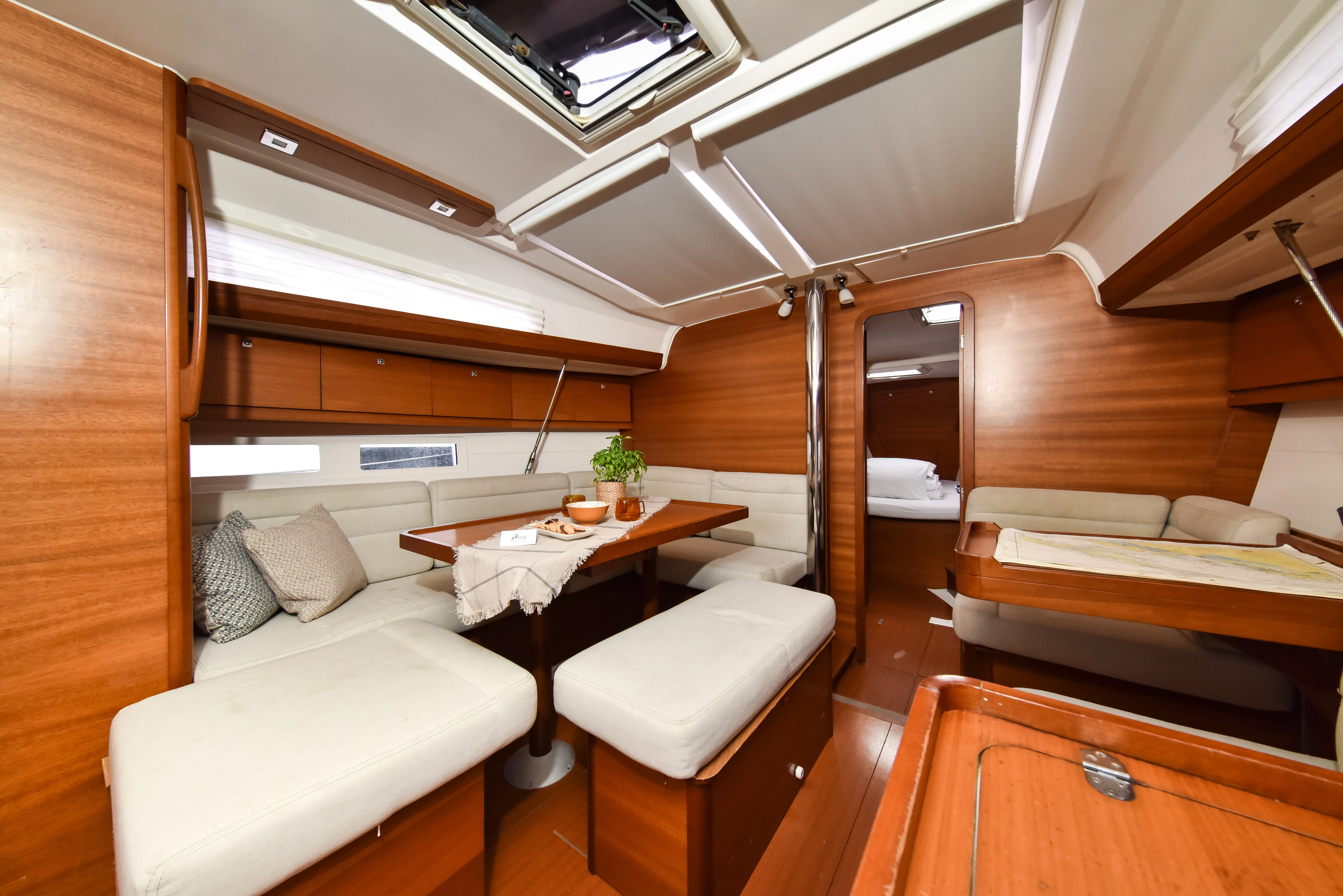 Dufour 410 Grand Large Stella — фотография яхты 39