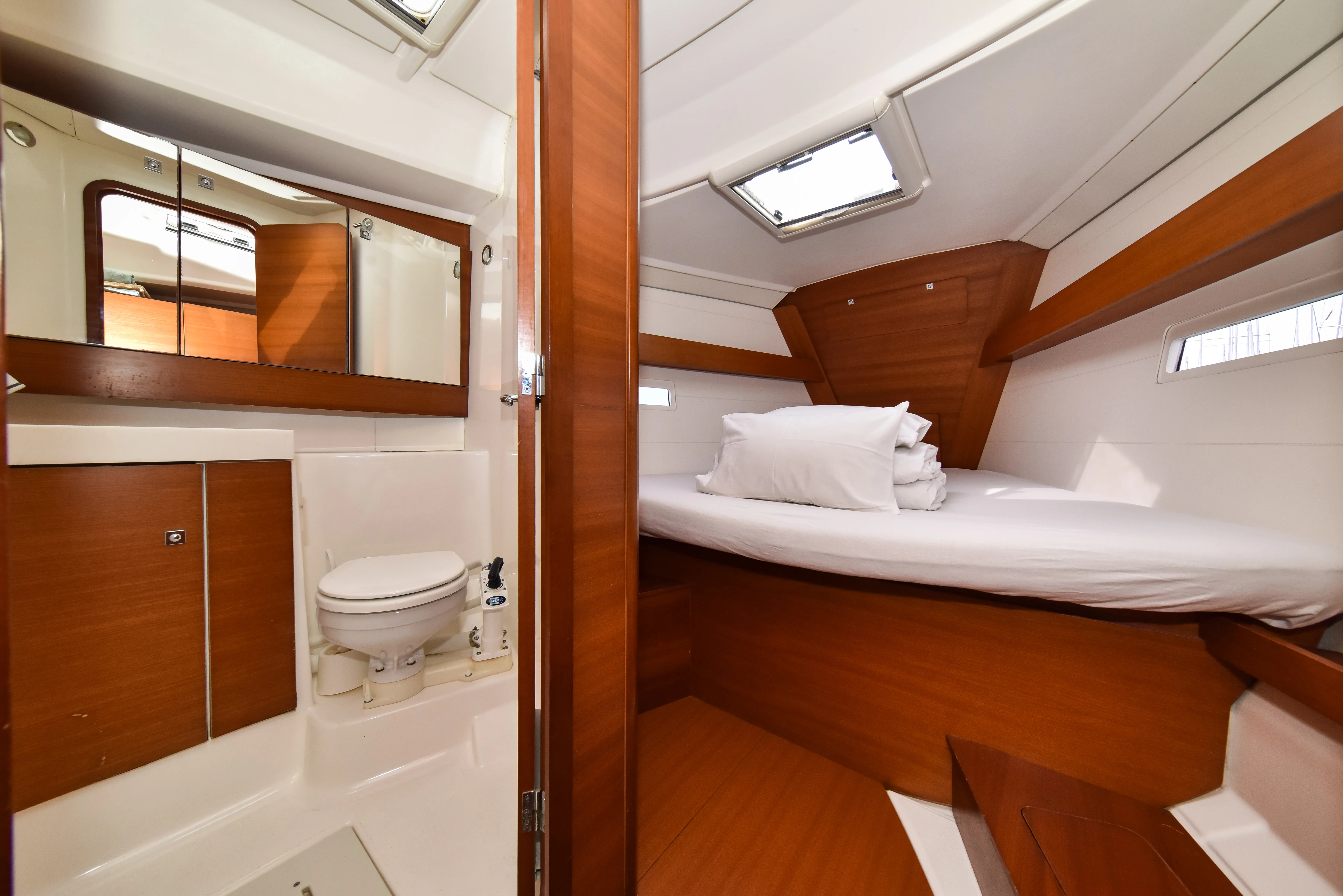 Dufour 410 Grand Large Stella — фотография яхты 20