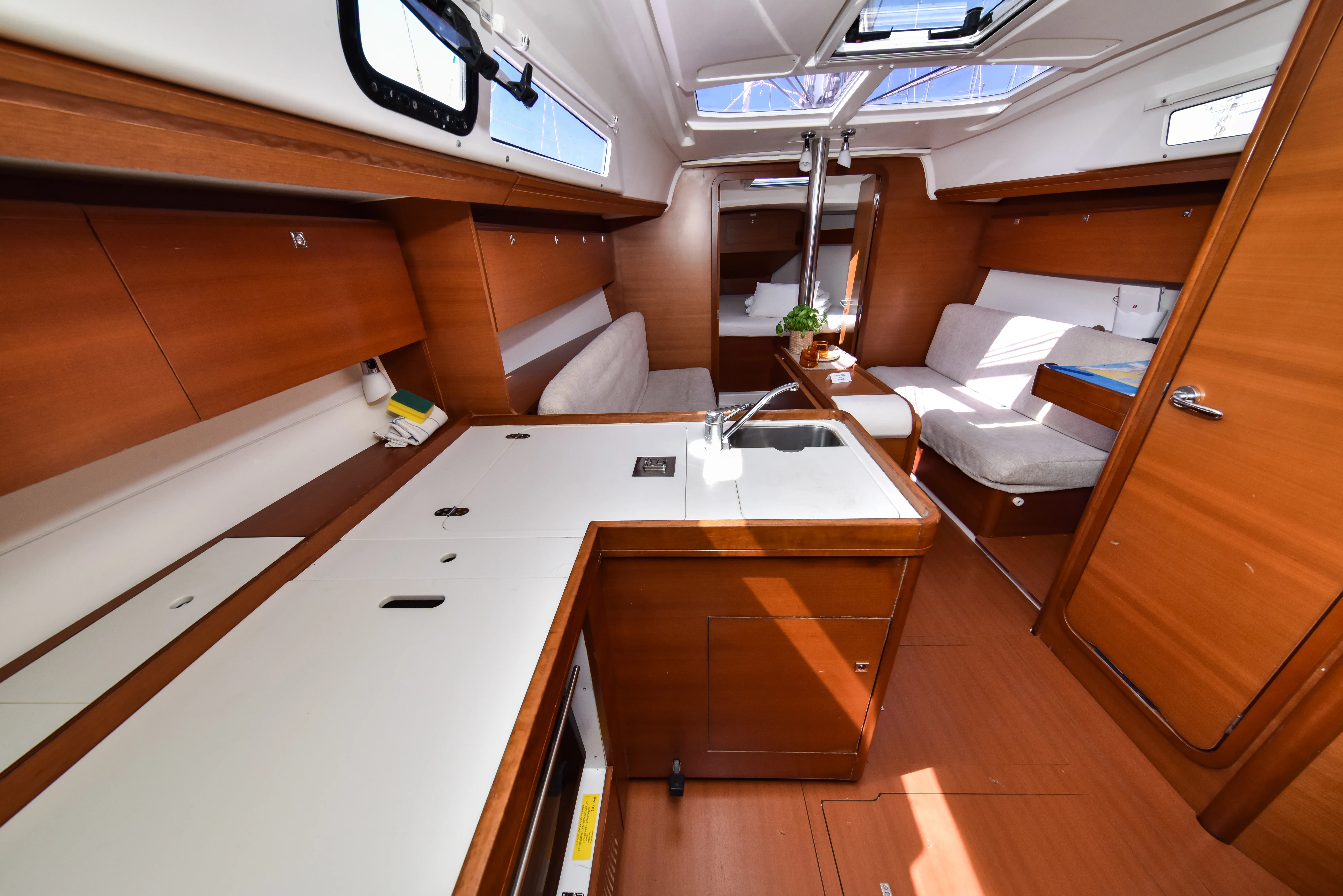 Dufour 350 Grand Large Pape — foto dello yacht n. 16
