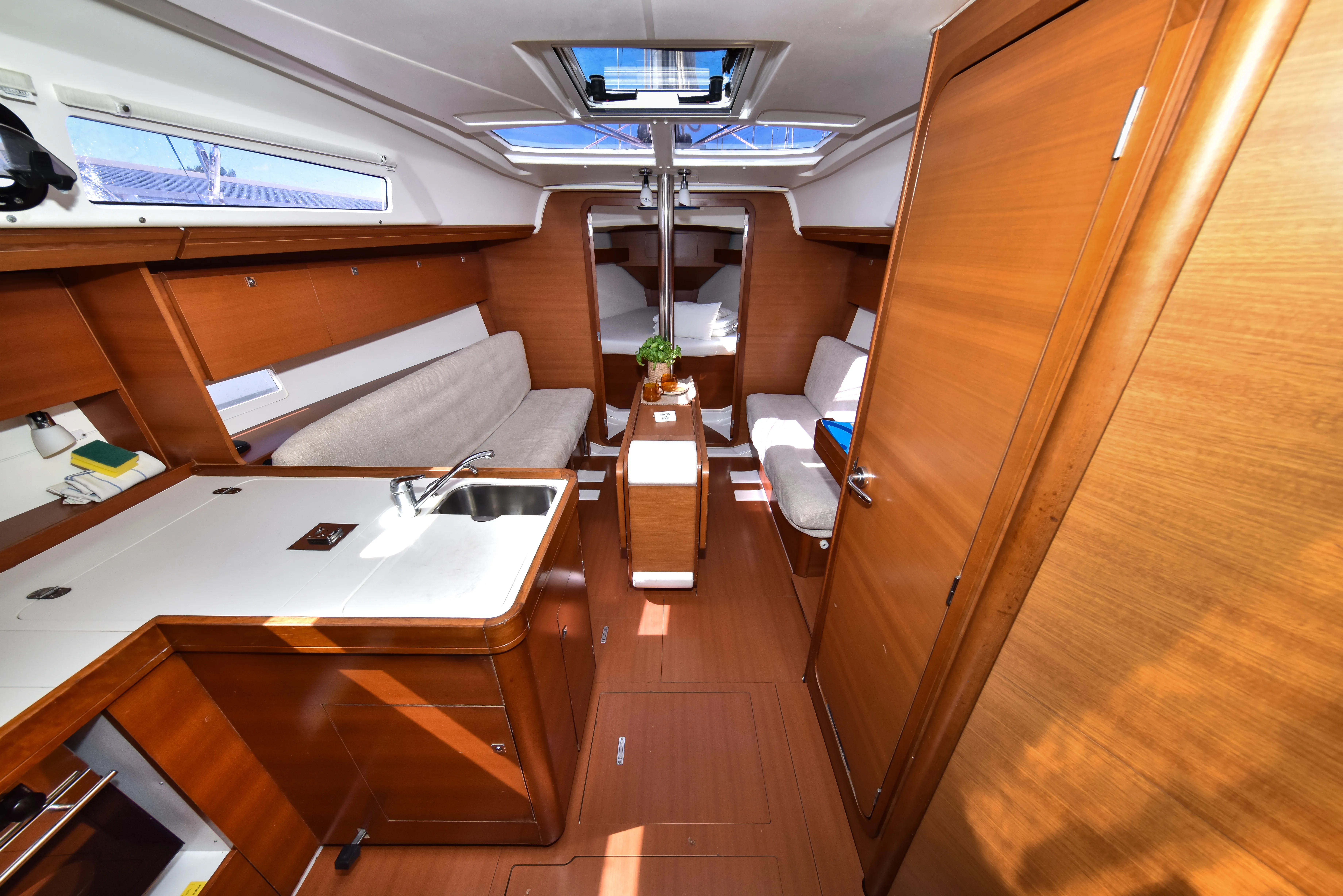 Dufour 350 Grand Large Pape — foto dello yacht n. 8
