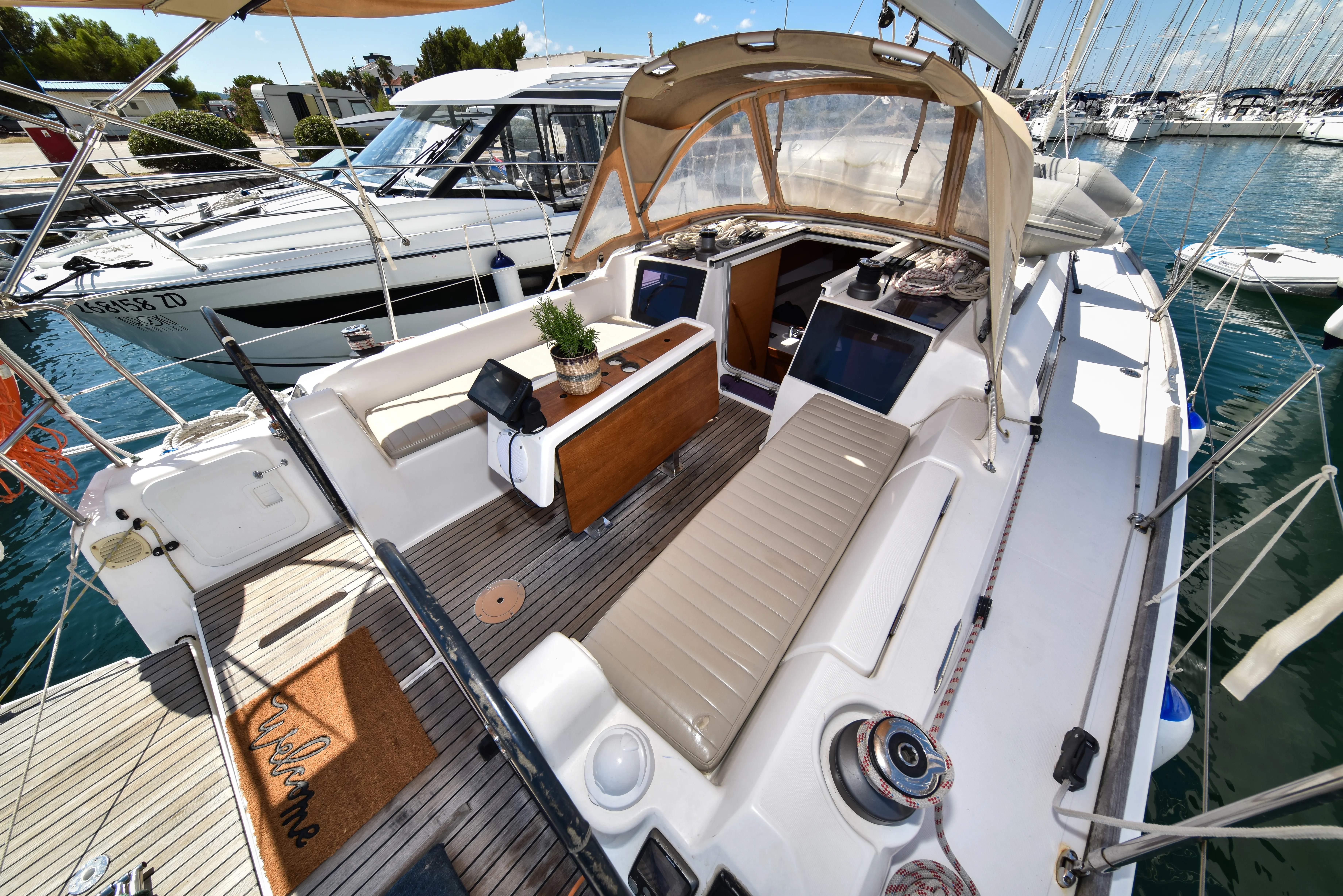 Dufour 350 Grand Large Pape — foto dello yacht n. 25