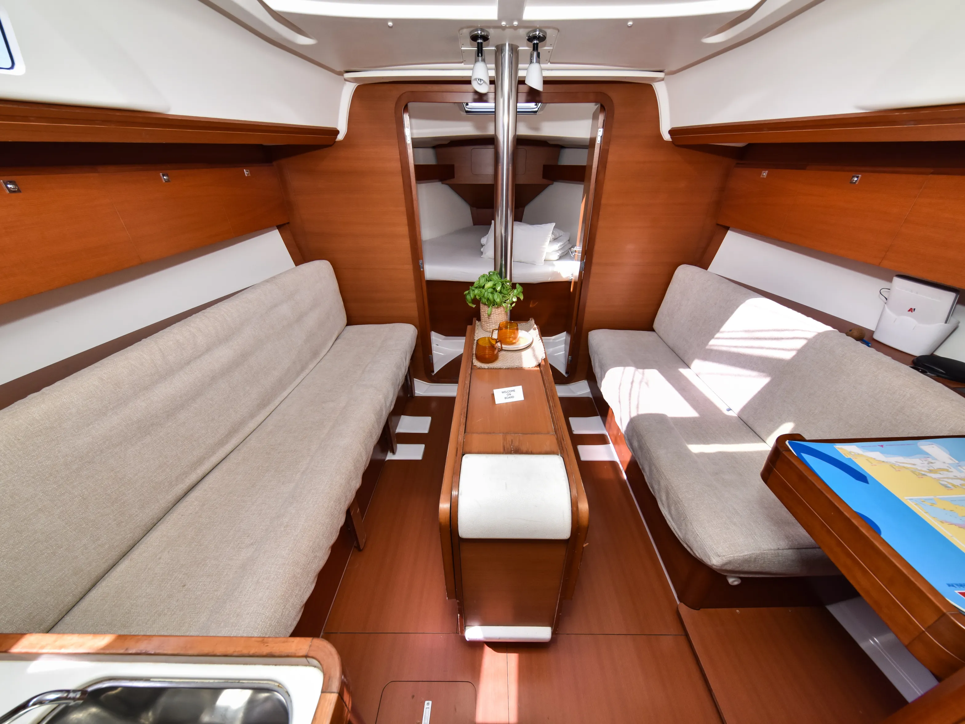 Dufour 350 Grand Large Pape — foto dello yacht n. 6