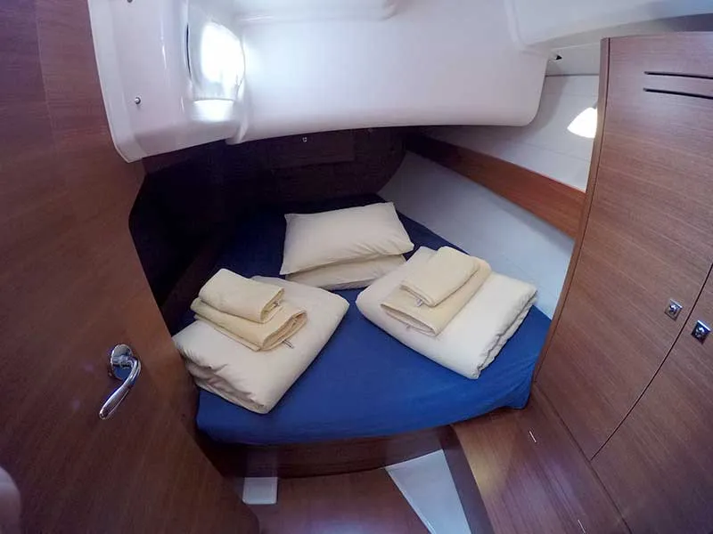Dufour 382 Grand Large Major Tom — yacht photo 6