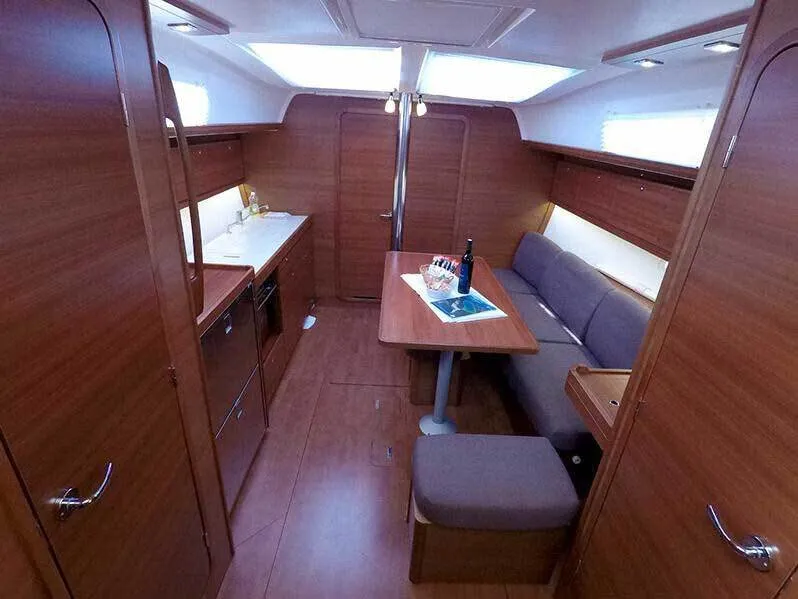 Dufour 382 Grand Large Major Tom — yacht photo 3