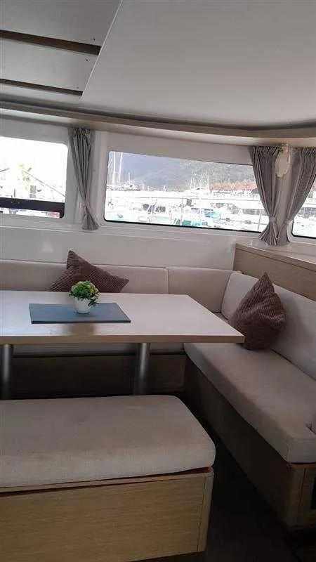 Lagoon 46 Venus — yacht photo 10