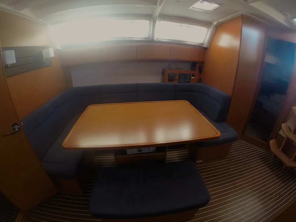 Bavaria Cruiser 46 Europa — фотография яхты 5