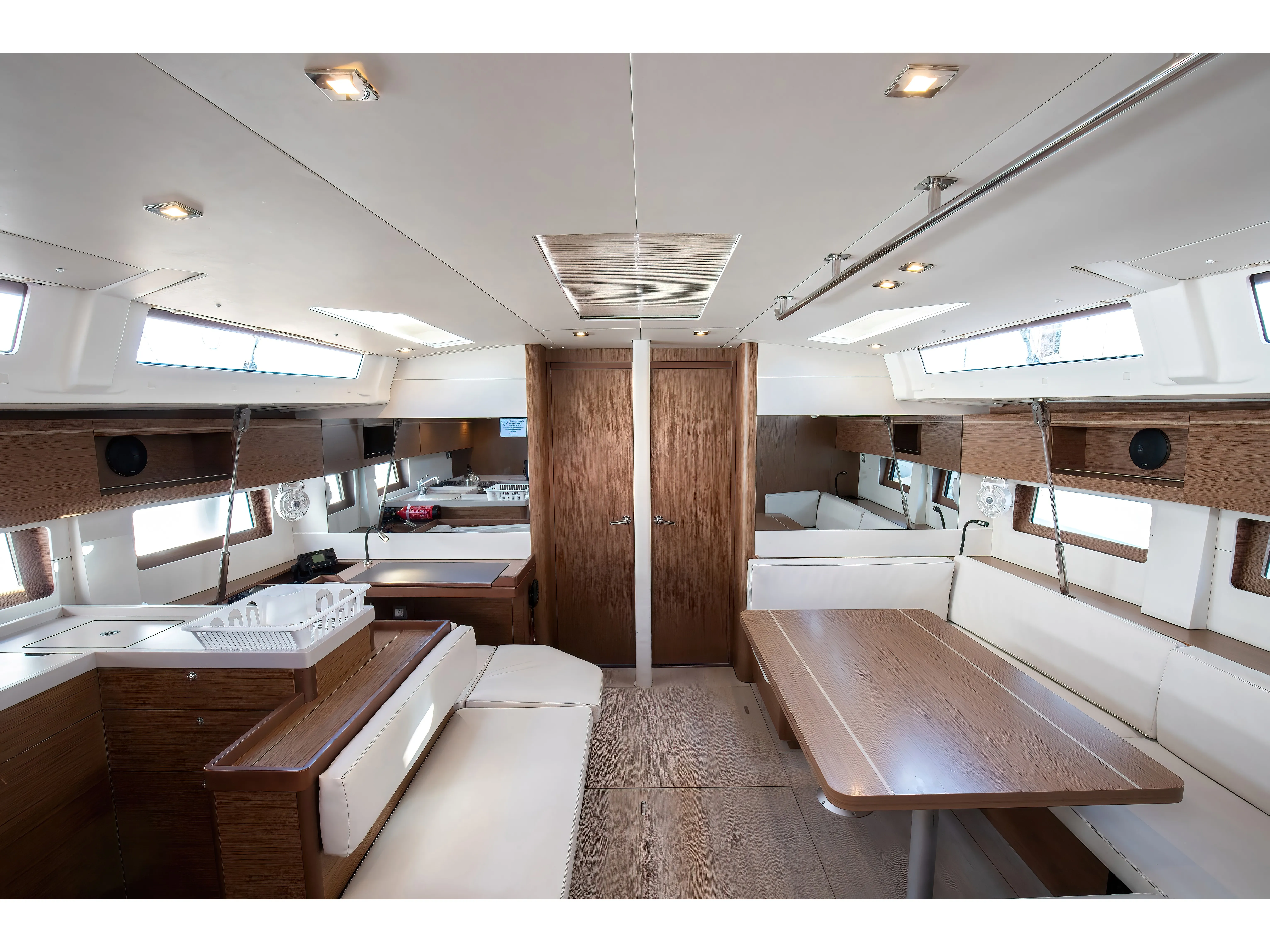 Oceanis 51.1 Hybris - Standard Line — фотография яхты 6