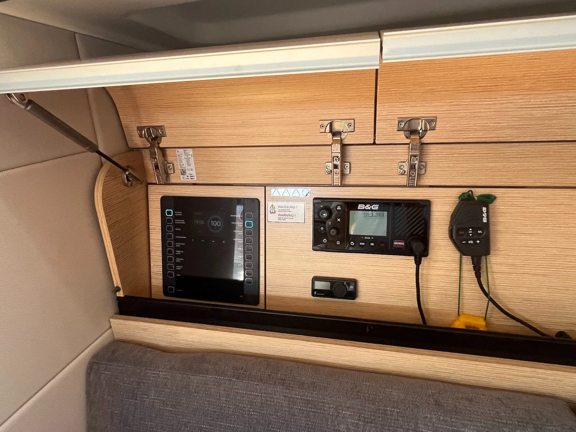Dehler 38 JENNY — yacht photo 12