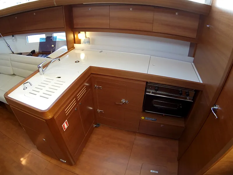 Dufour 412 Grand large Amazing — yacht photo 7