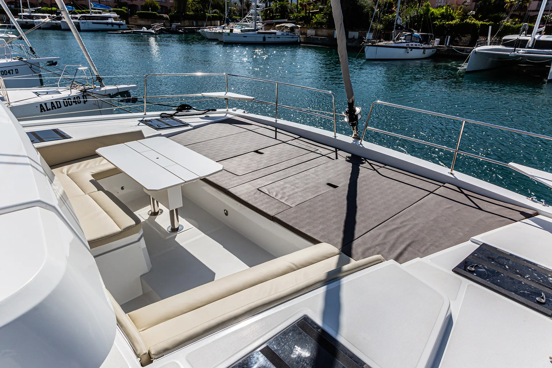 Bali 4.6 Enea - A/C, Generator, Water maker — yacht photo 2