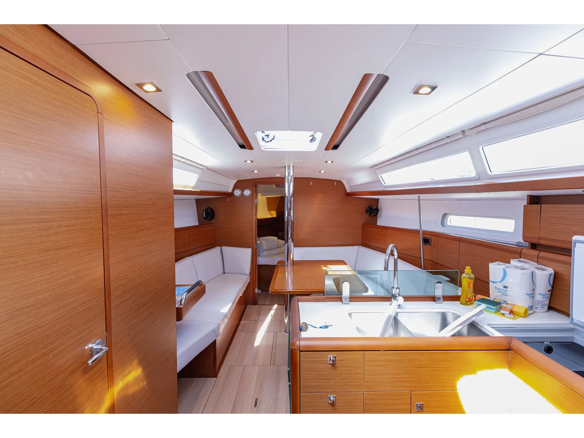 Sun Odyssey 389 VACSKAMATI — фотография яхты 21