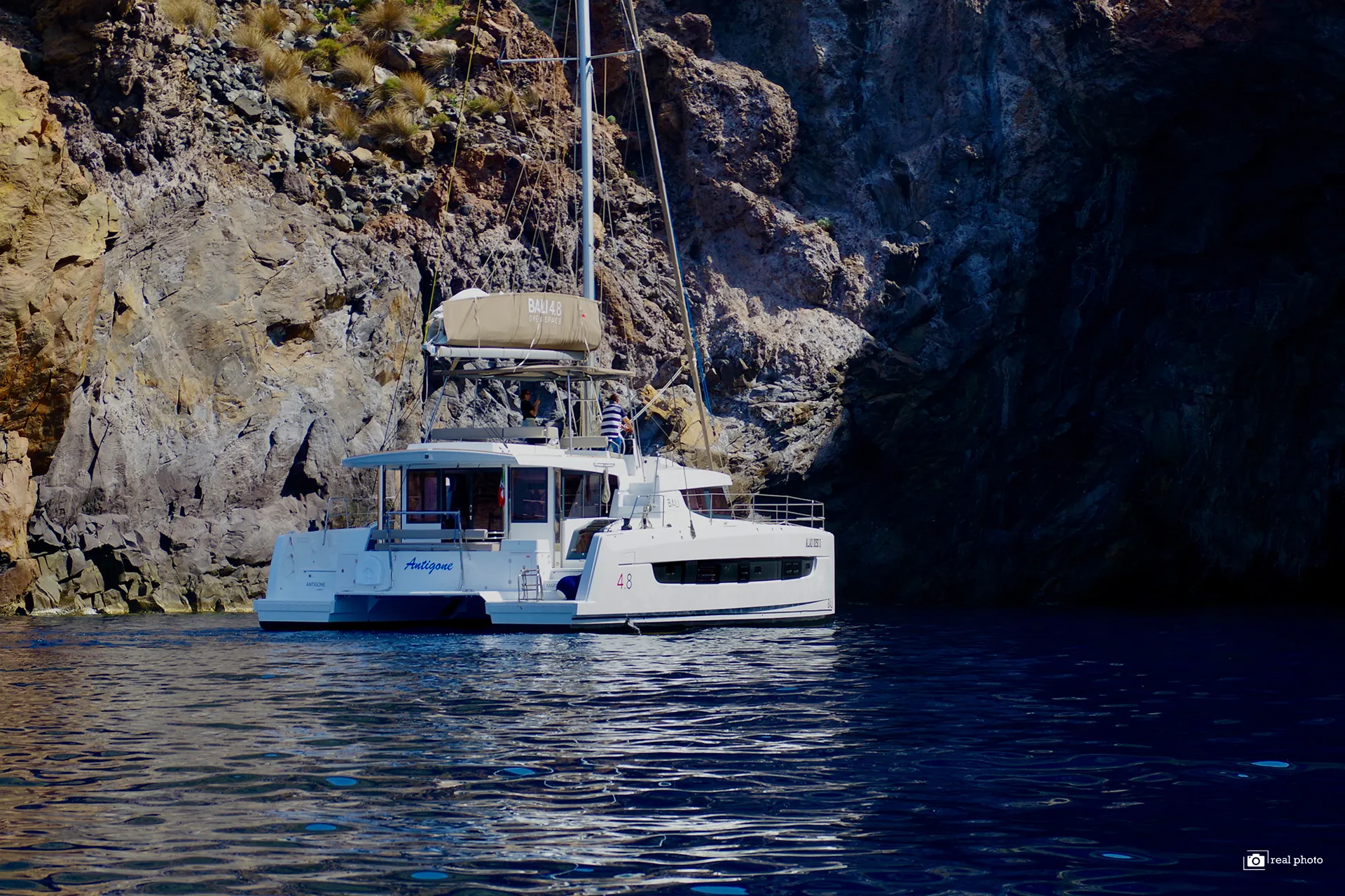 Bali 4.8 Antigone - A/C, Generator, Water maker — jahifoto 3
