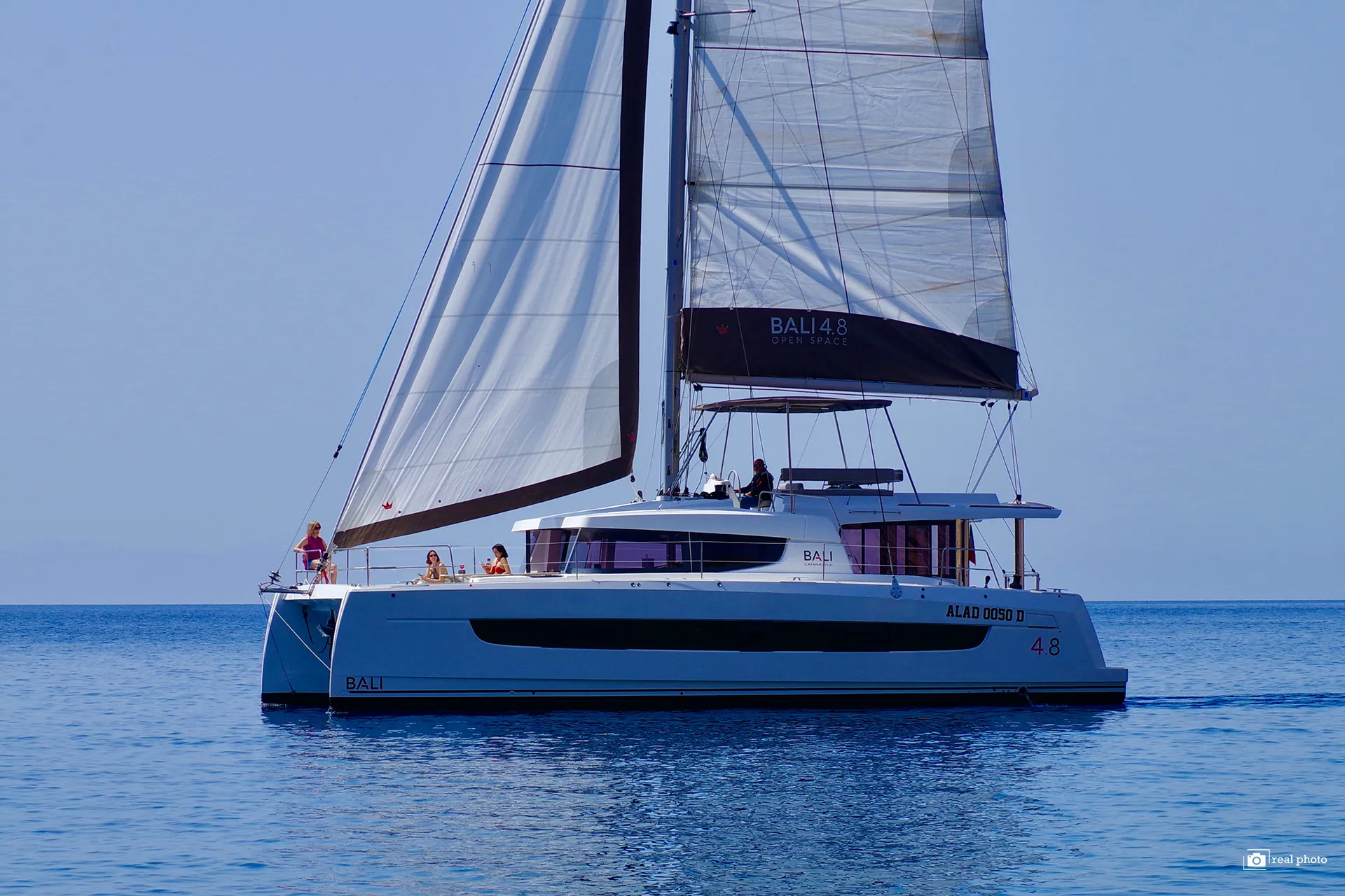 Bali 4.8 Antigone - A/C, Generator, Water maker — jahifoto 2