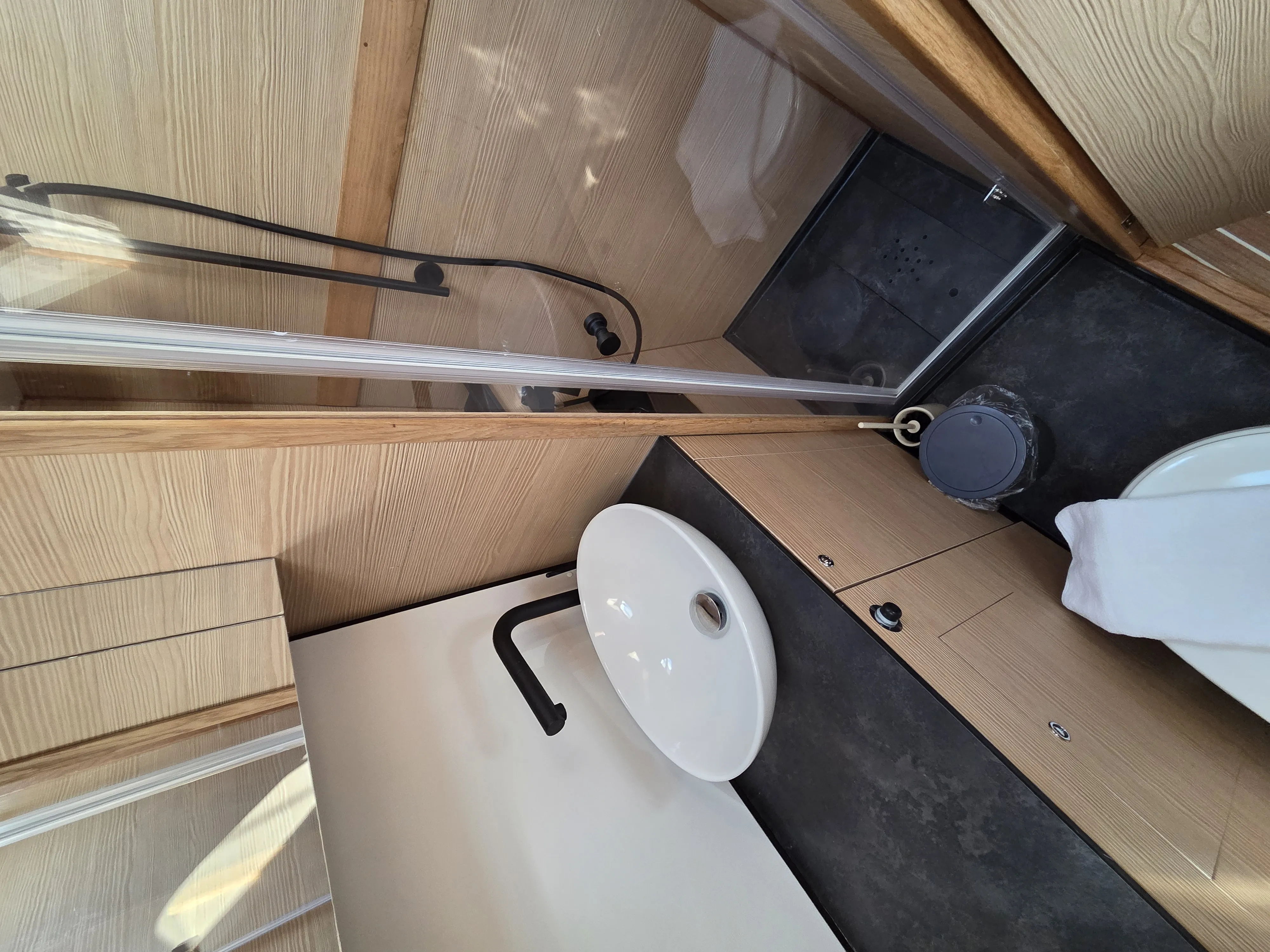 D&D Kufner 50 Dion — yacht photo 3