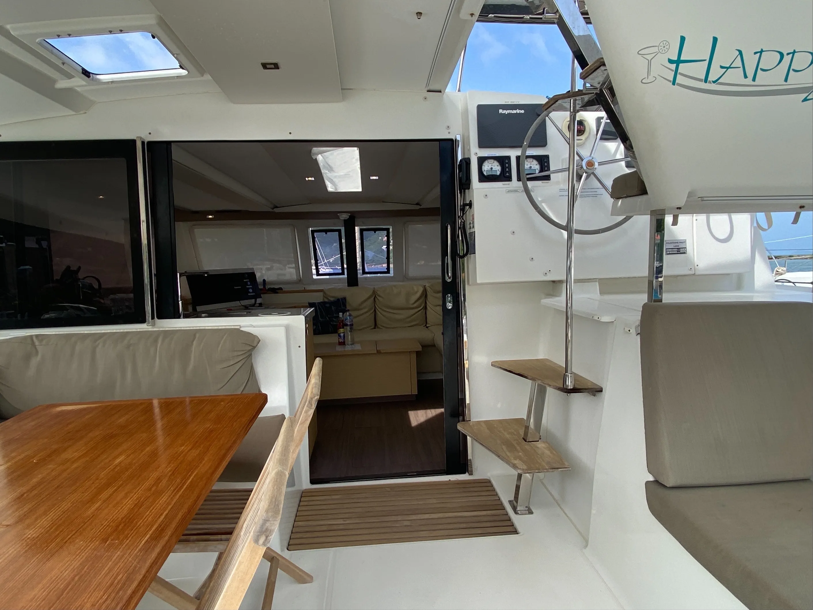 Lucia 40 Happy Ours — foto dello yacht n. 2