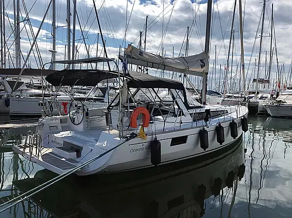 Beneteau Oceanis 48 Butterfly — jahtikuva 1