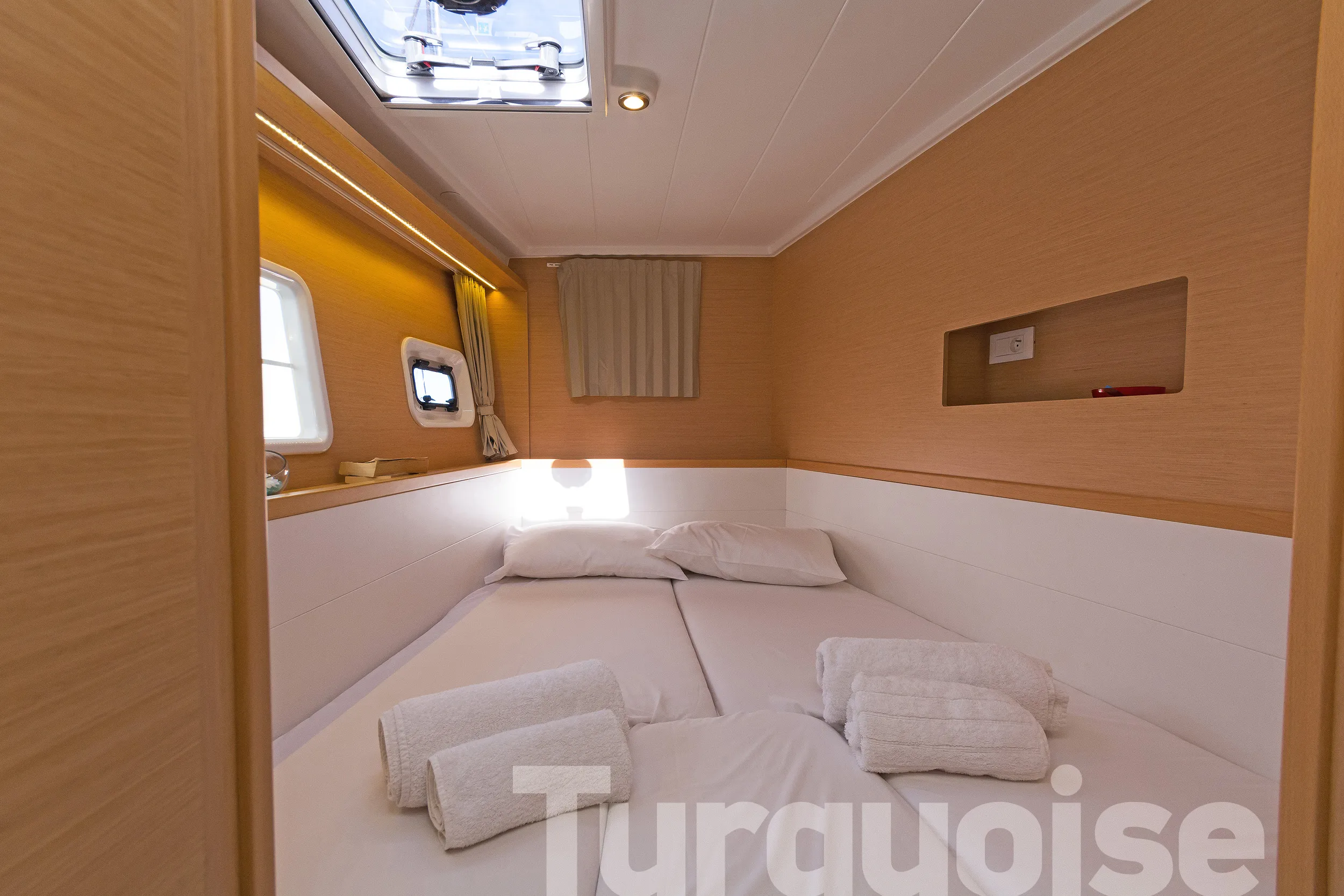 Lagoon 400 S2 Turquoise — фотография яхты 5