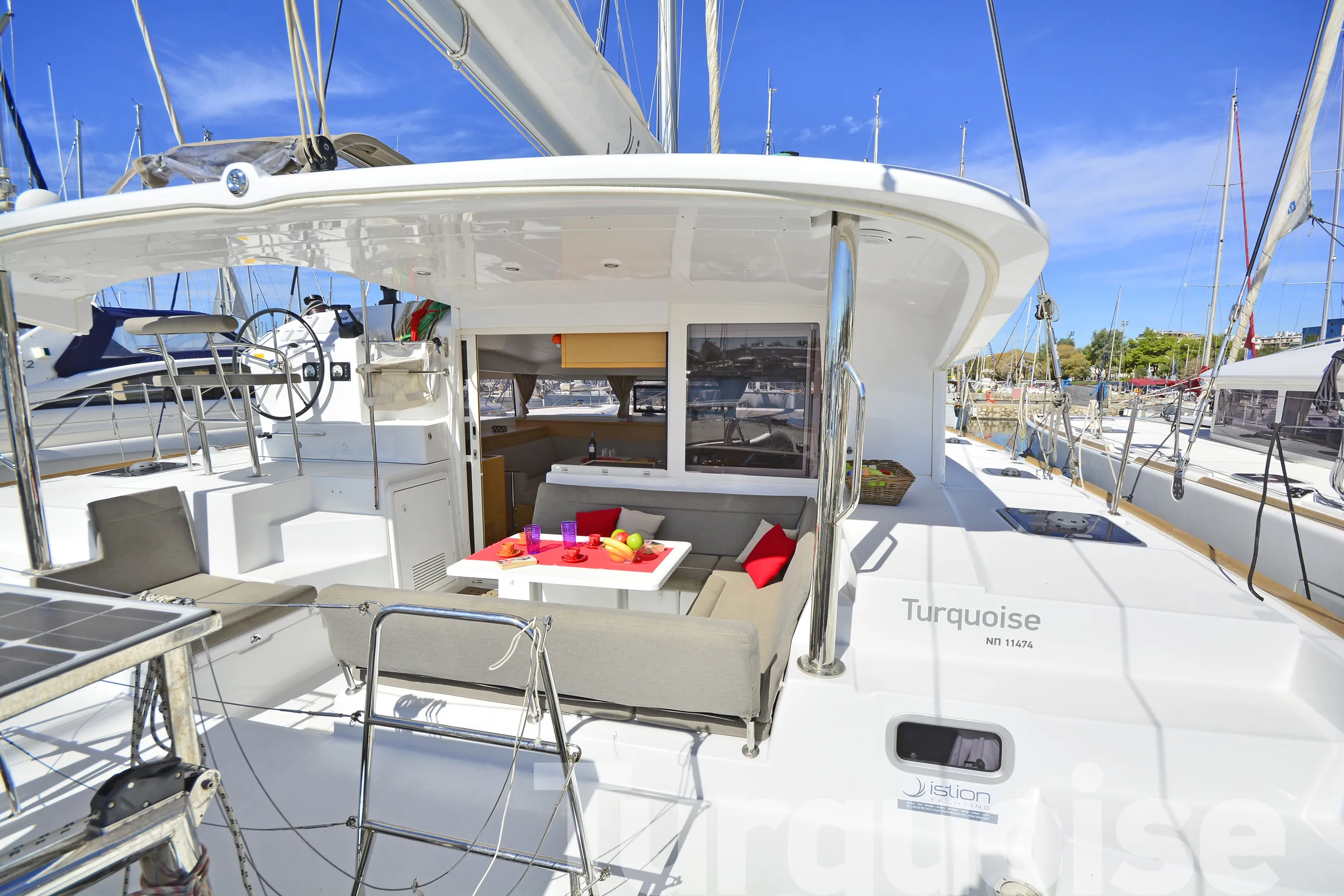 Lagoon 400 S2 Turquoise — фотография яхты 12
