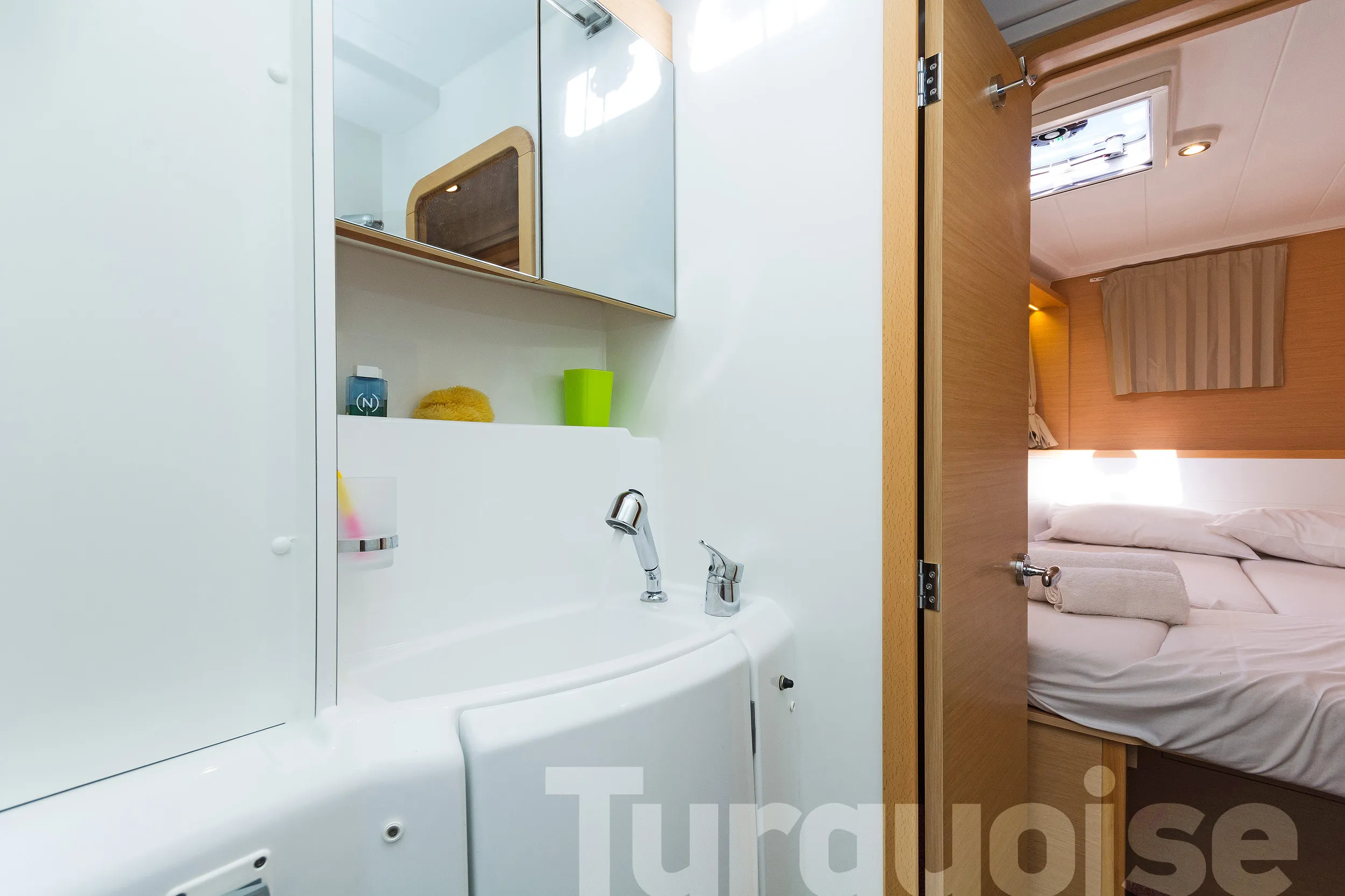Lagoon 400 S2 Turquoise — фотография яхты 27