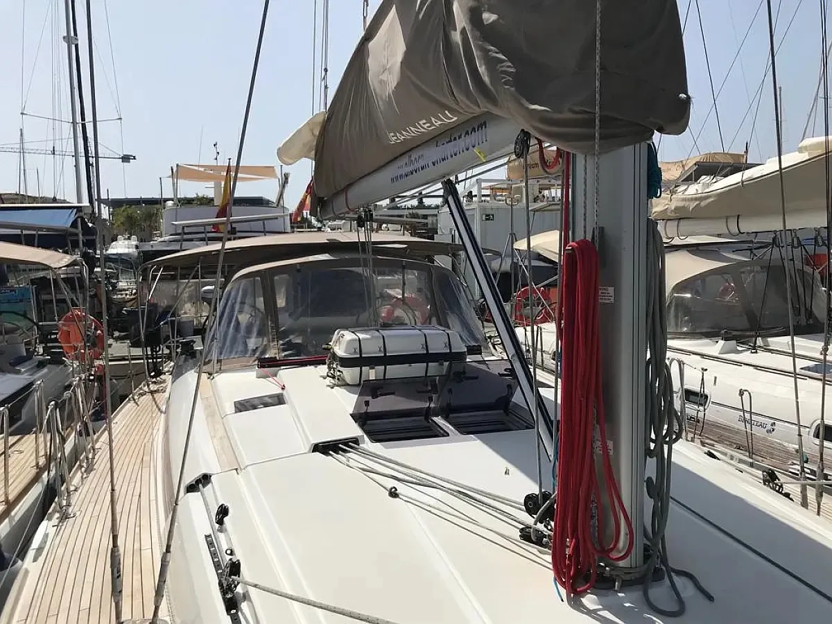 Sun Odyssey 519 Alboran Cognac (Cabo Verde) — foto dello yacht n. 3