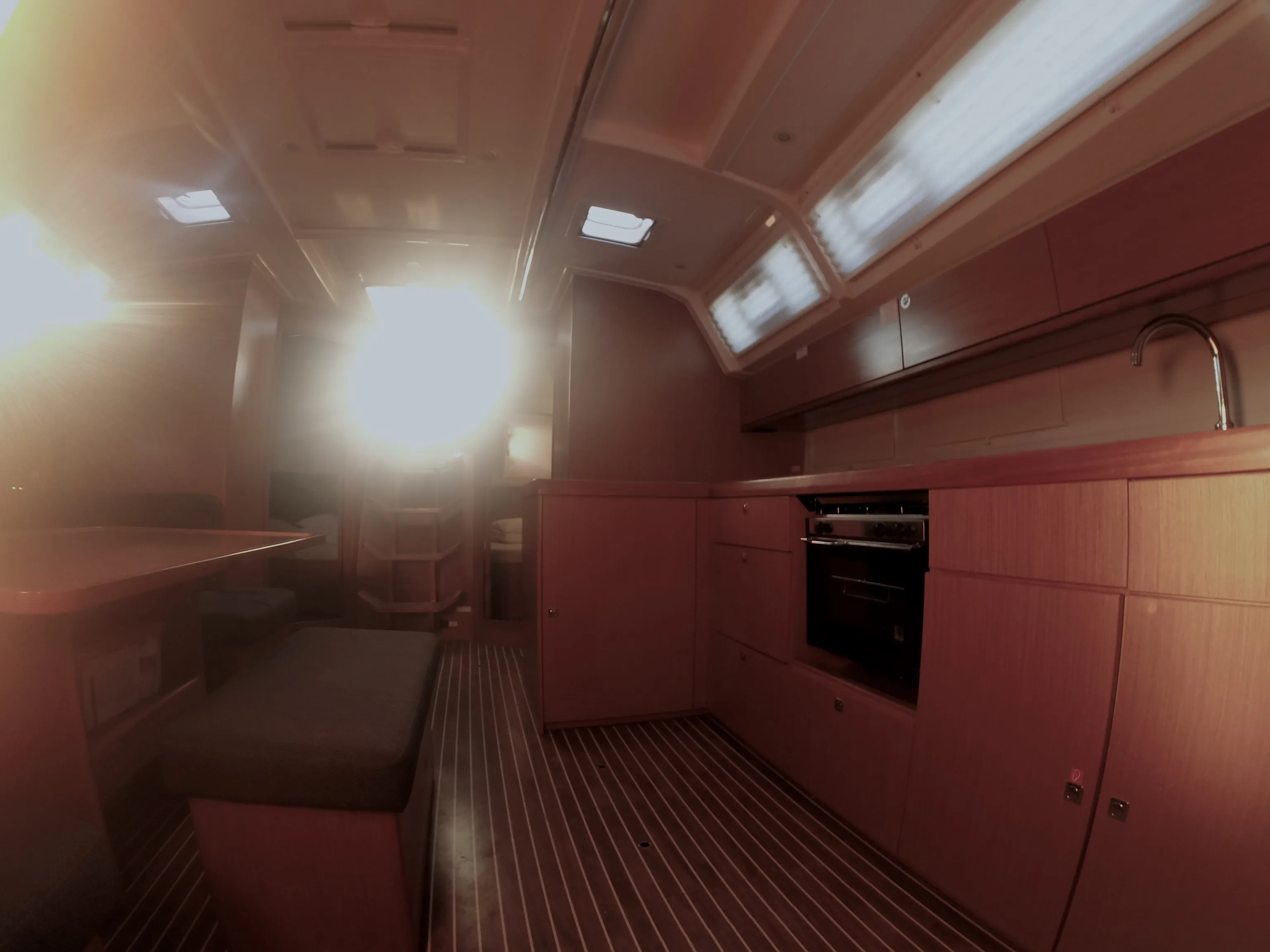 Bavaria Cruiser 46 Elektra — фотография яхты 20