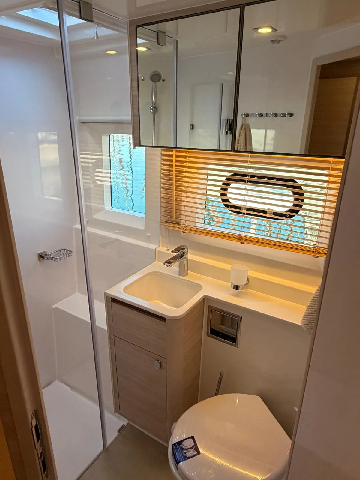 Aquila 45 — foto dello yacht n. 9