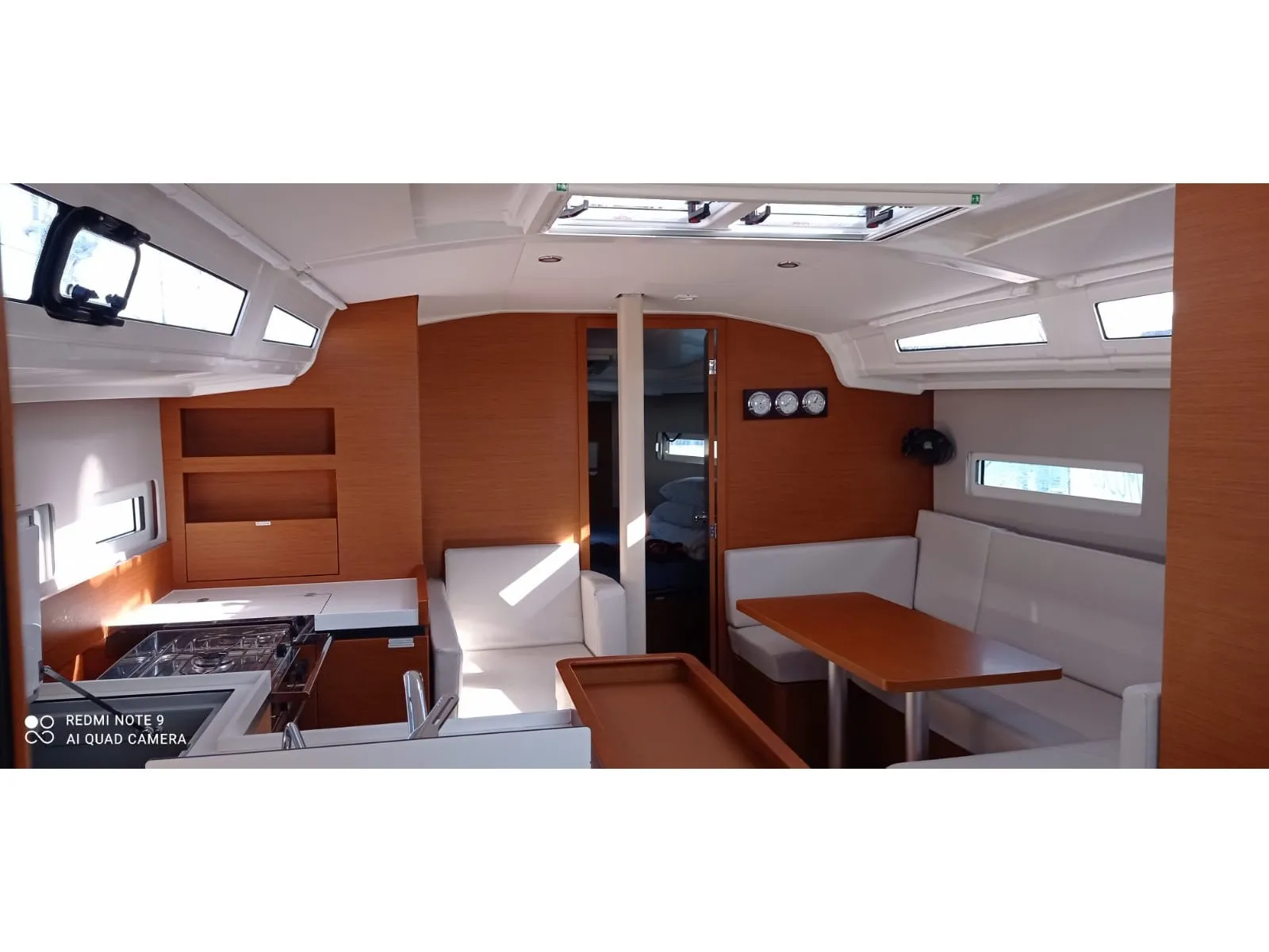 Sun Odyssey 410 Alboran Albariño — фотография яхты 2