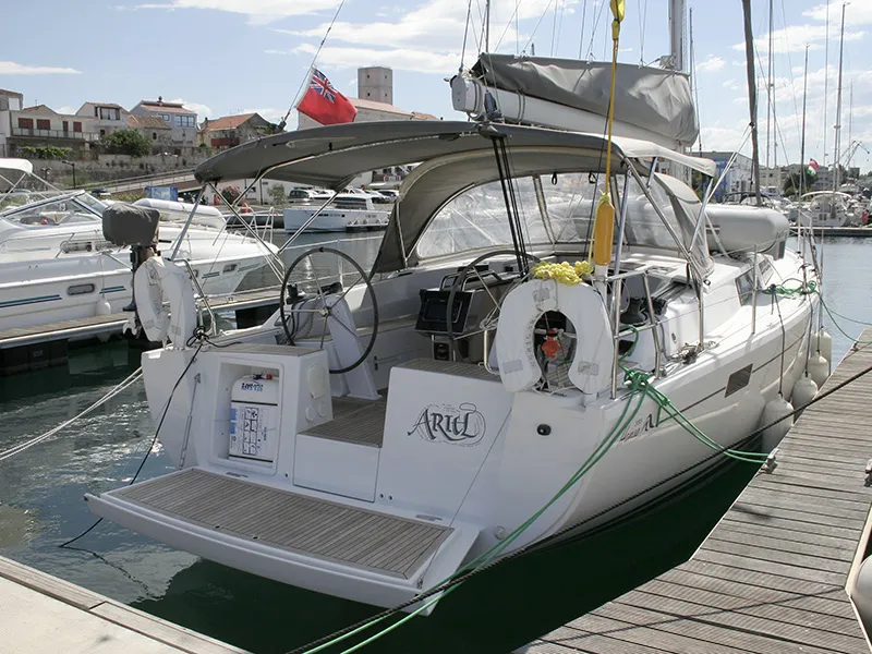 Hanse 385 Ariel — yacht photo 11
