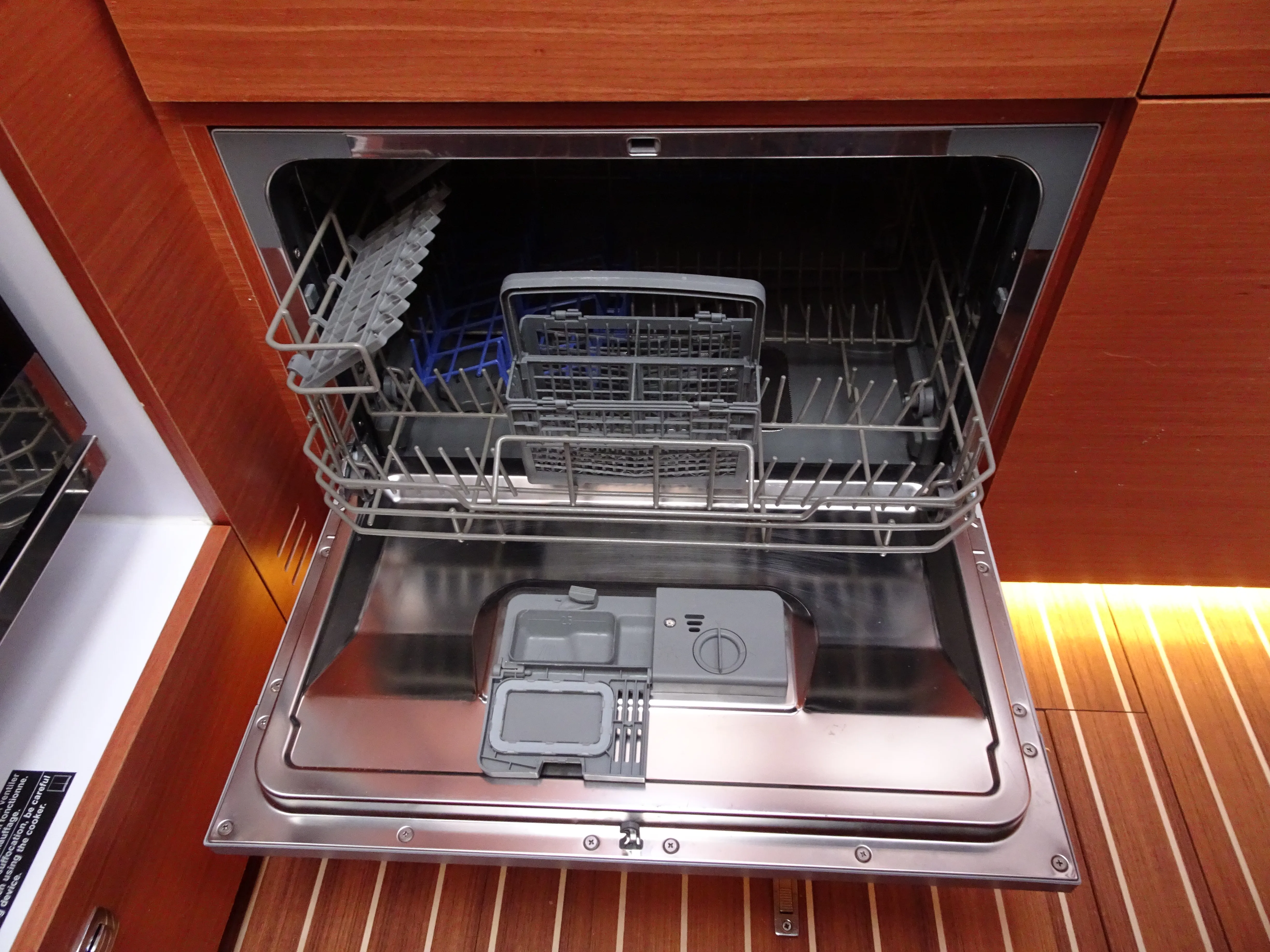 Dufour 560 Grand Large PETROVICH — jahtikuva 4