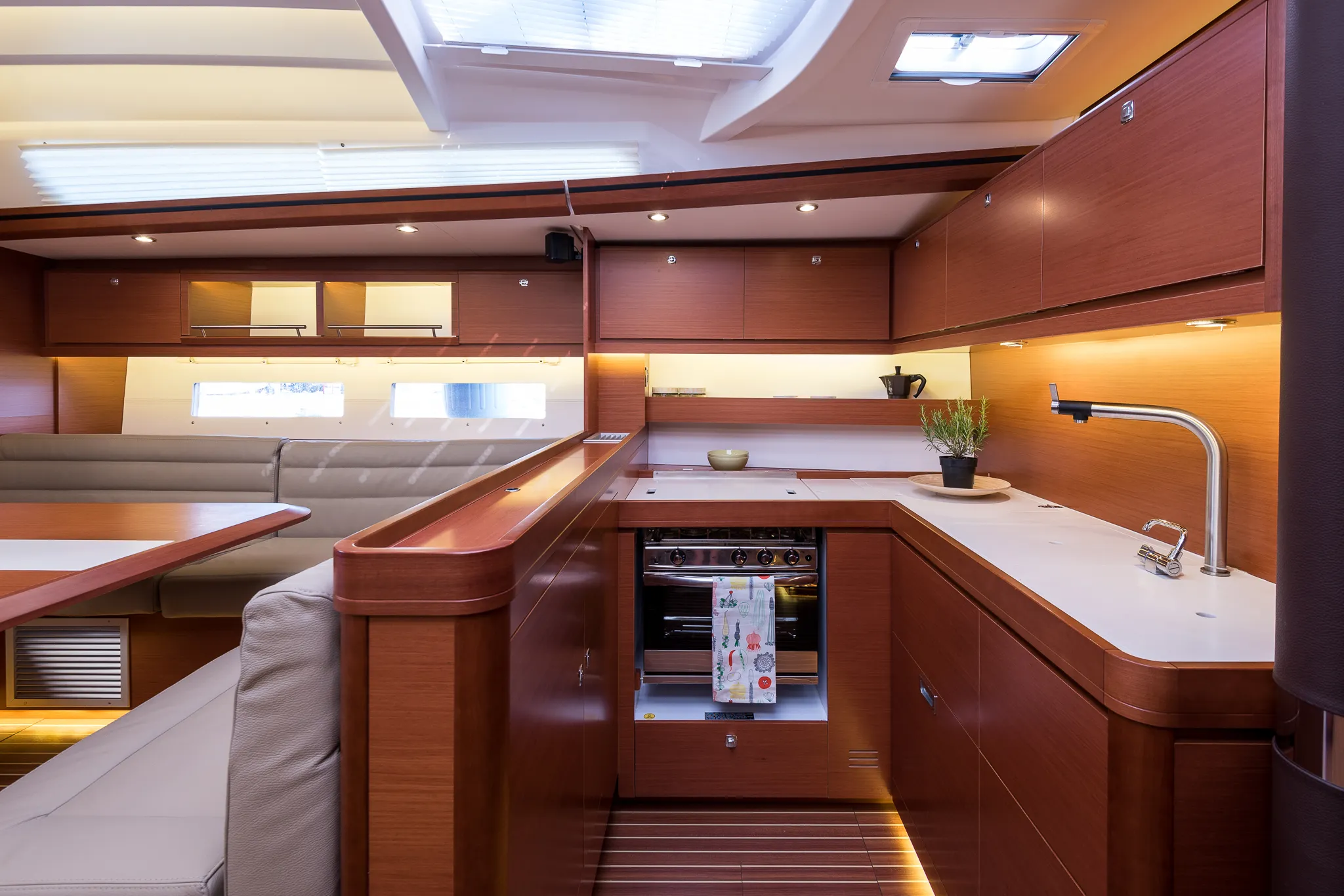 Dufour 560 Grand Large PETROVICH — jahtikuva 14
