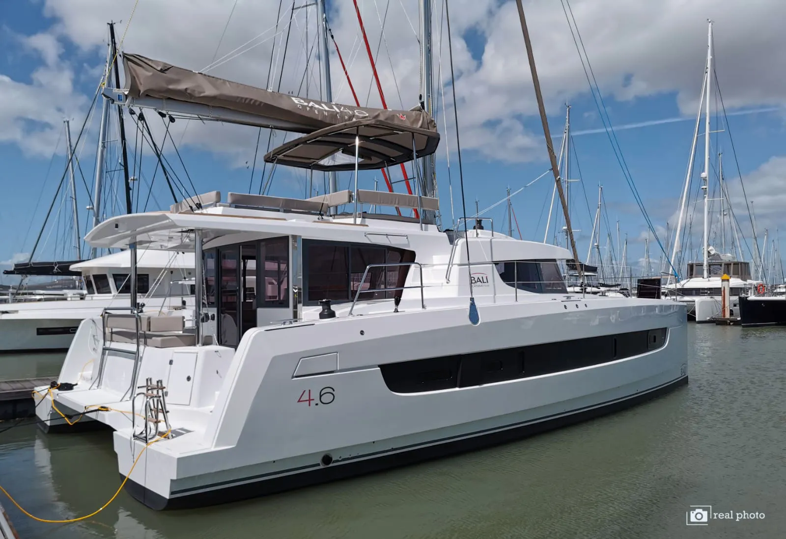 Bali 4.6 Moderna - A/C, Generator, WM, Solar Panel, BBQ — yacht photo 2