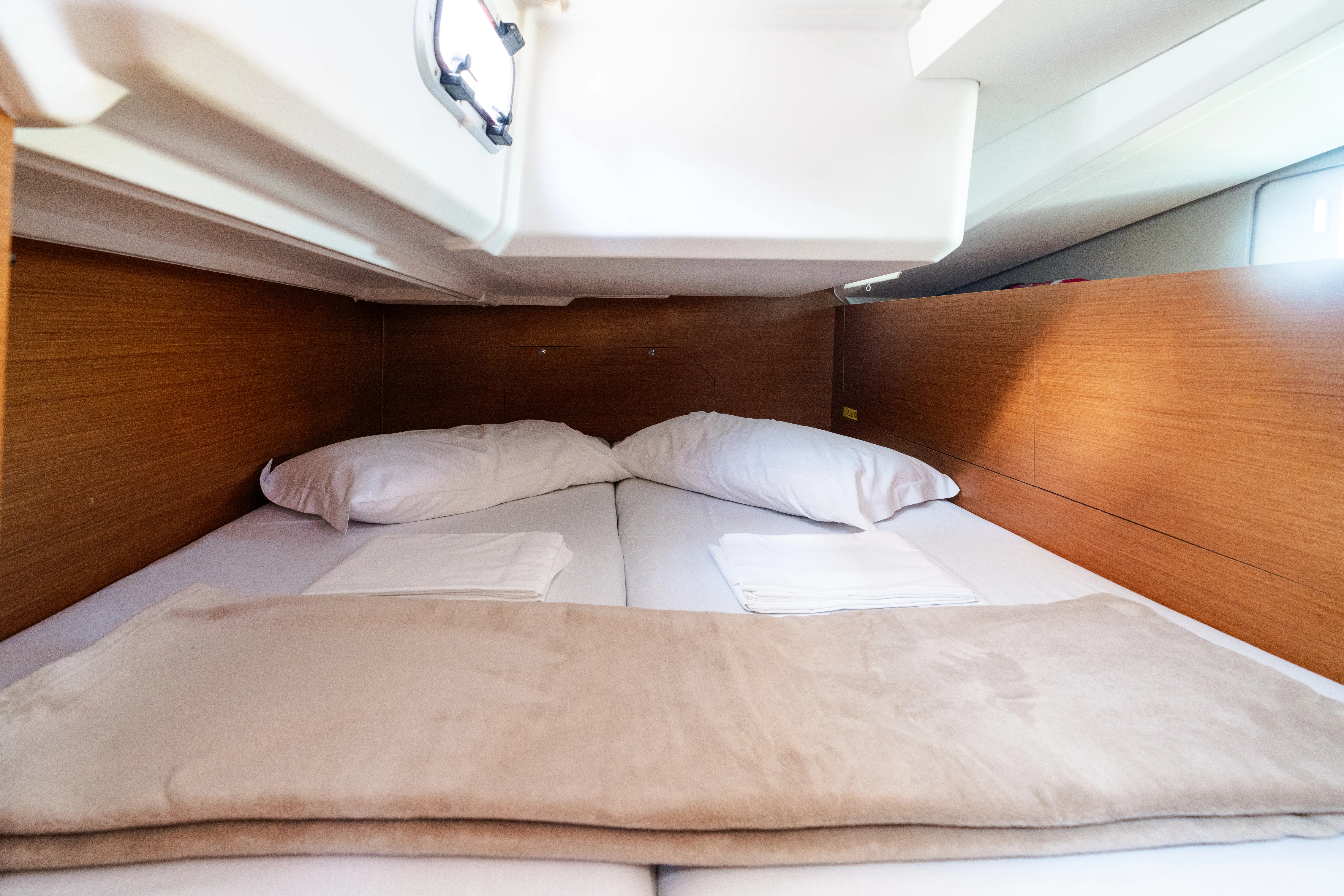Sun Odyssey 440 Diana - Standard line — фотография яхты 10