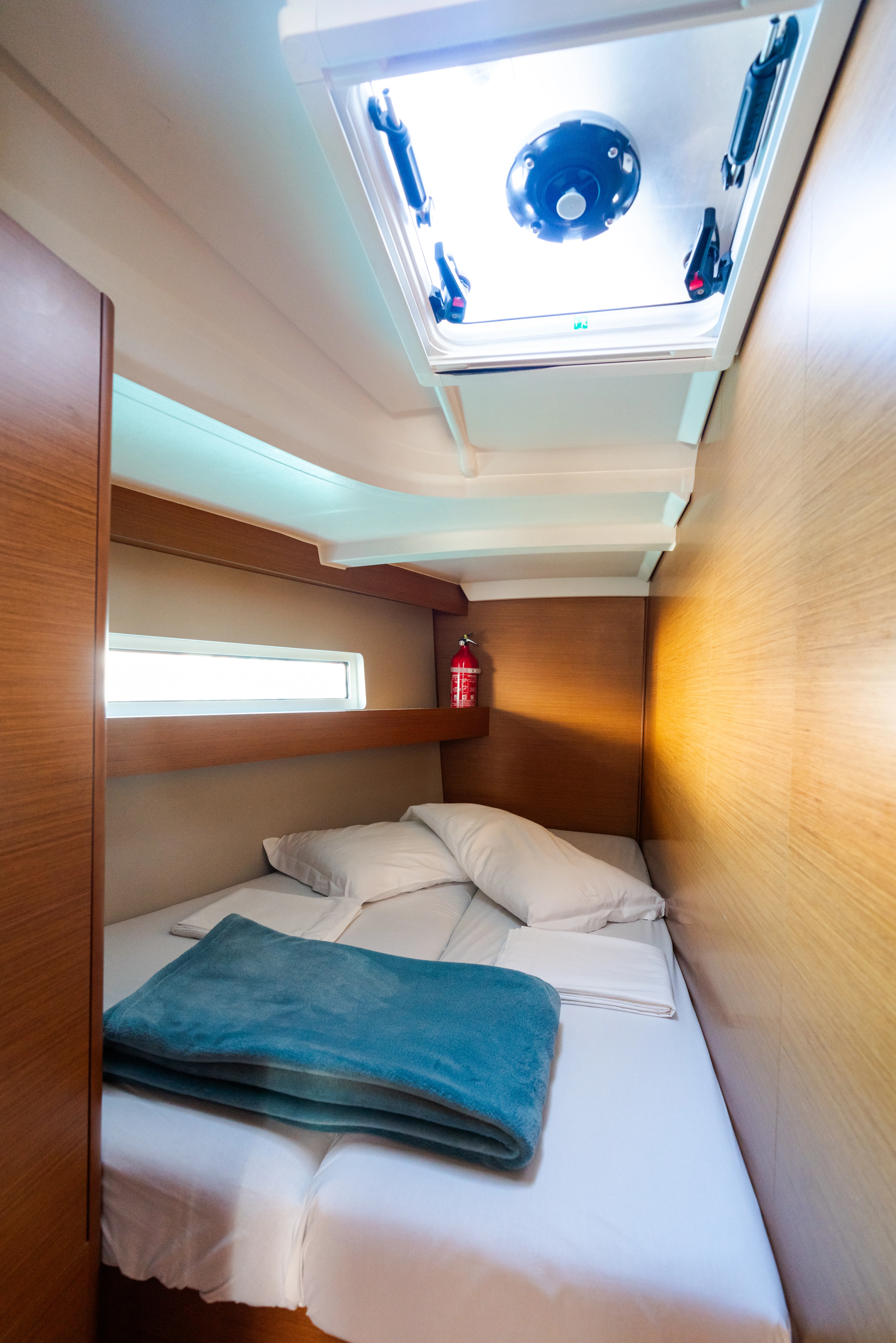 Sun Odyssey 440 Diana - Standard line — фотография яхты 24