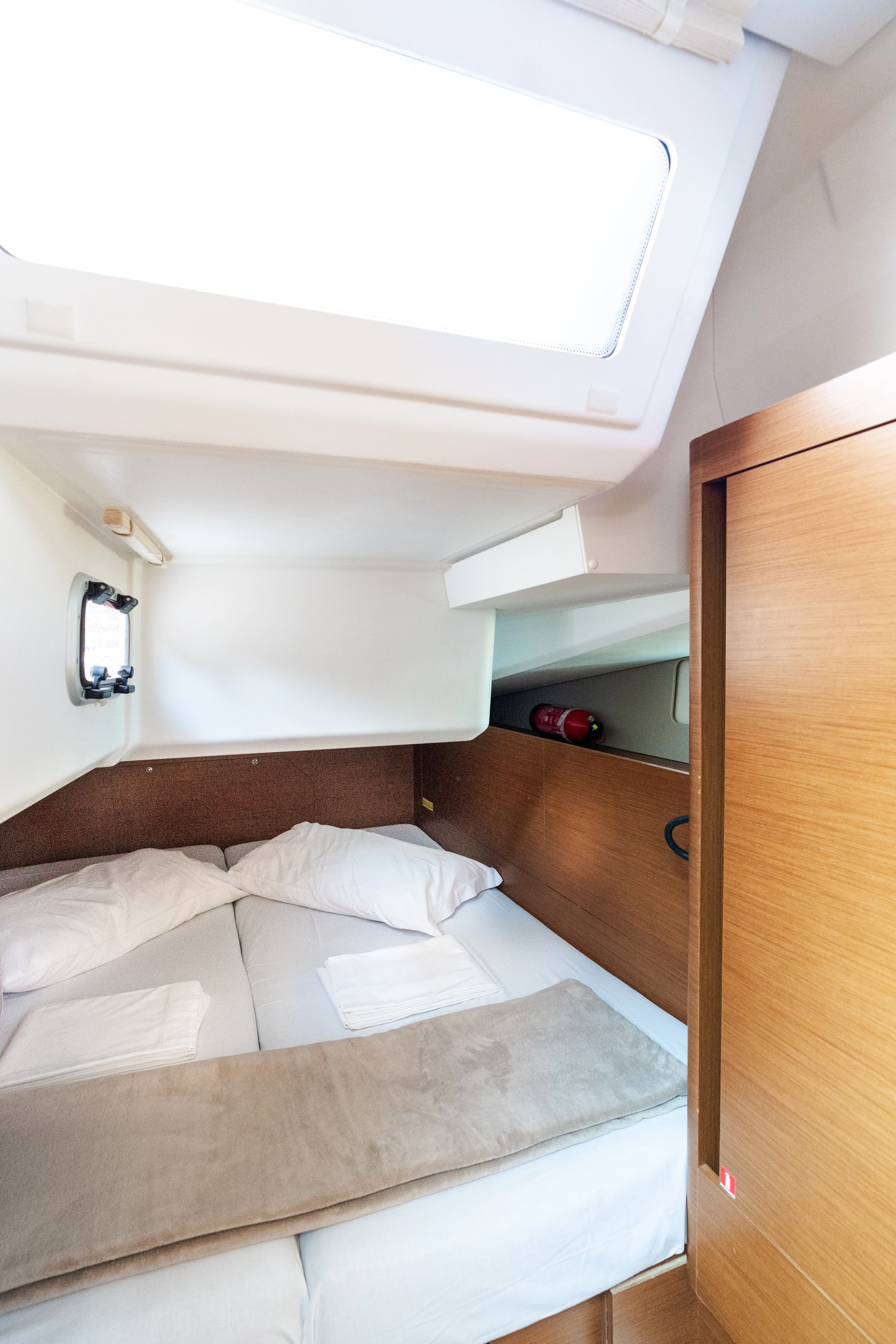 Sun Odyssey 440 Diana - Standard line — фотография яхты 28