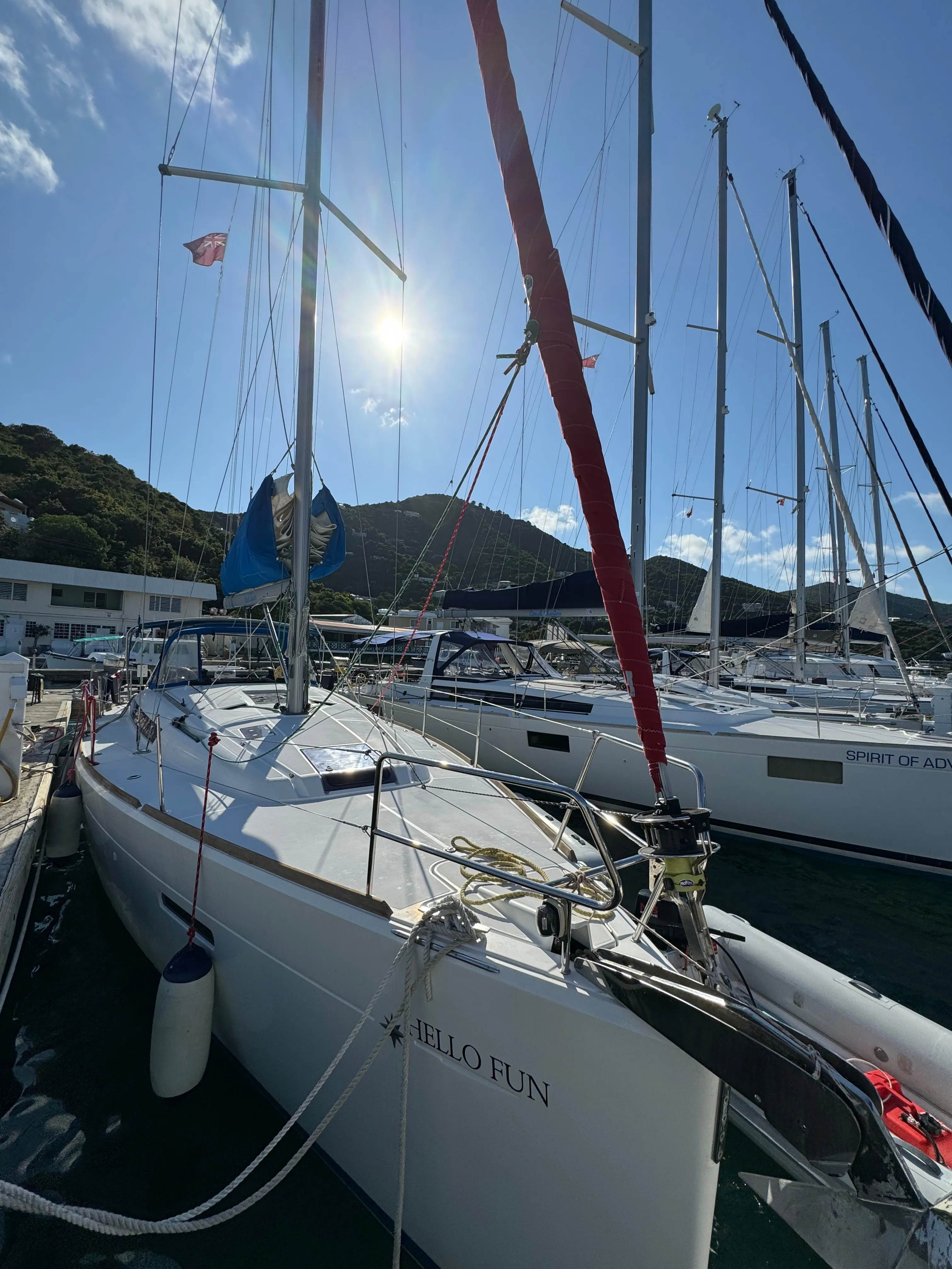 Sun Odyssey 419 Hello Fun — снимка на яхтата 8